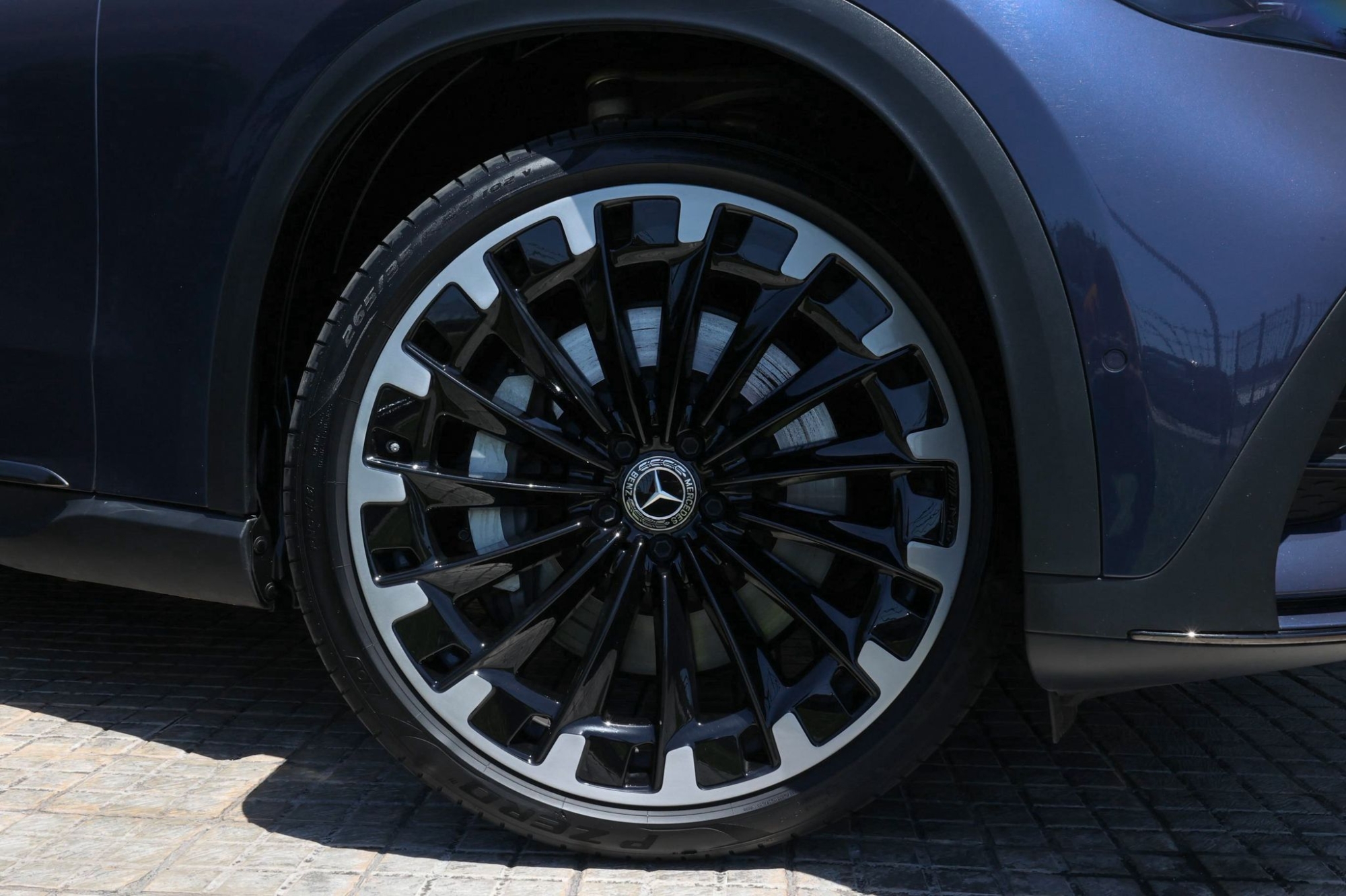 MERCEDES-BENZ EQE 350 4MATIC SUV