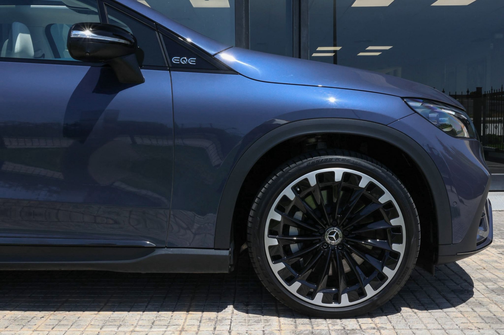 MERCEDES-BENZ EQE 350 4MATIC SUV