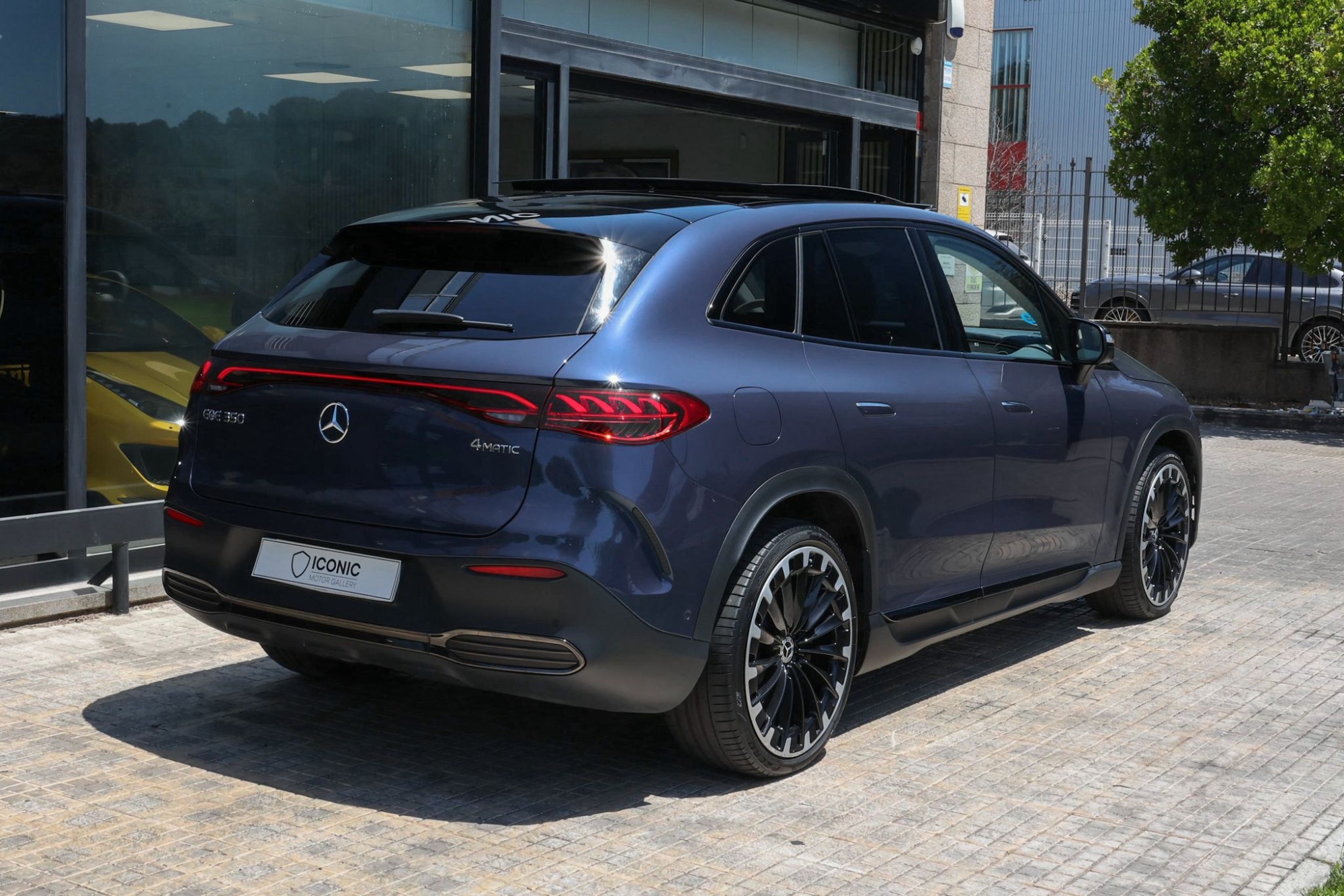 MERCEDES-BENZ EQE 350 4MATIC SUV