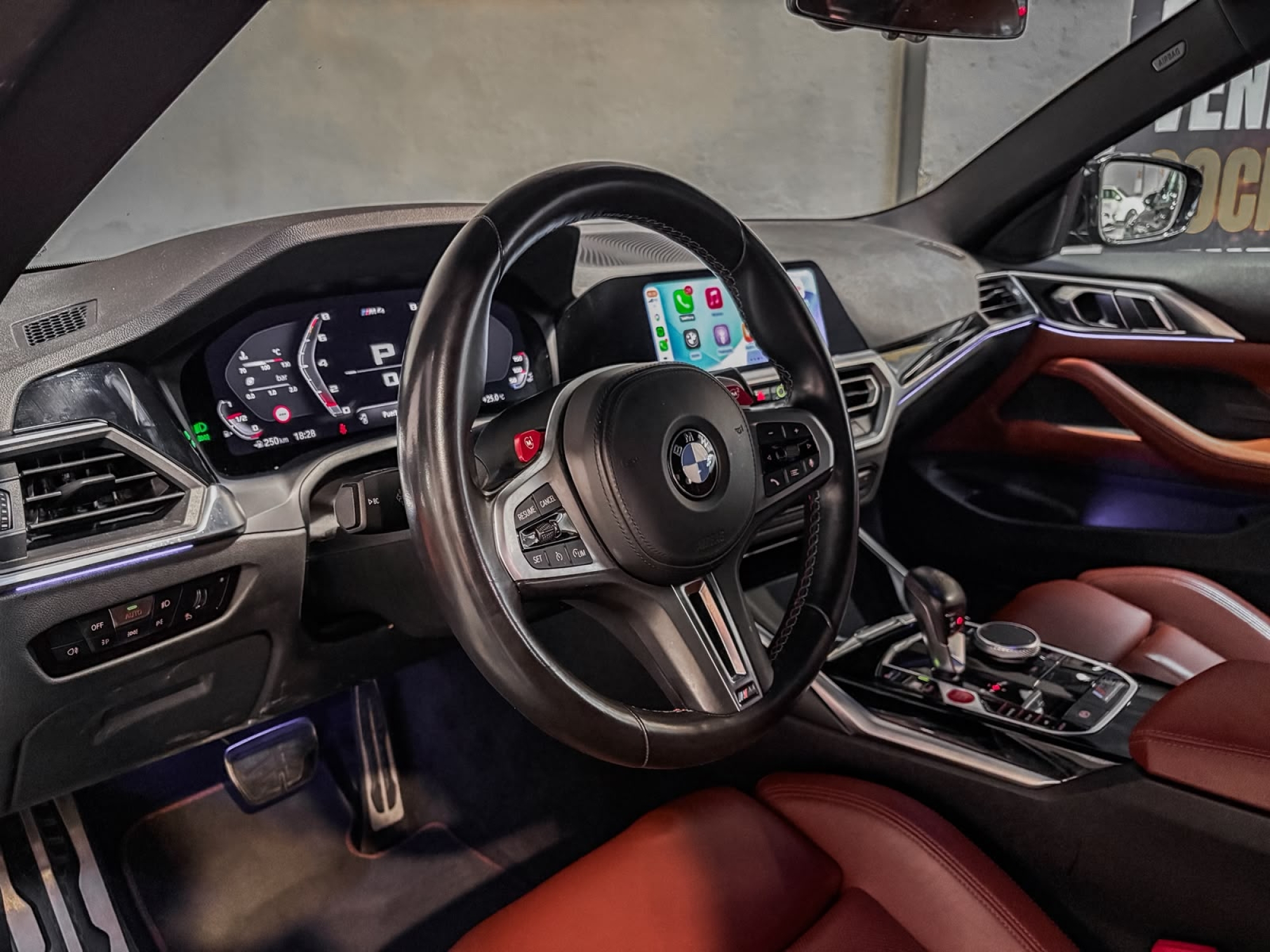 BMW M4 COMPETITION 