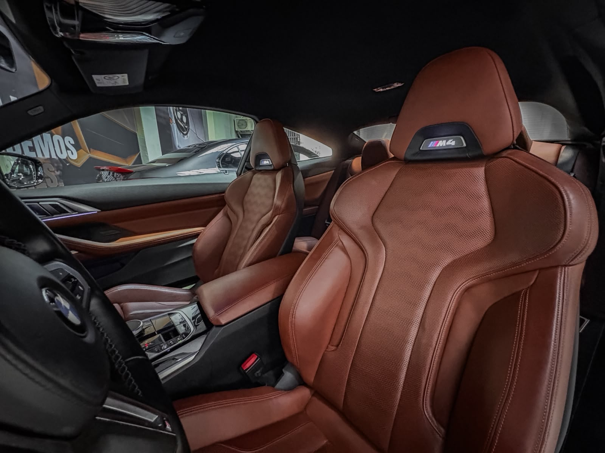 BMW M4 COMPETITION 