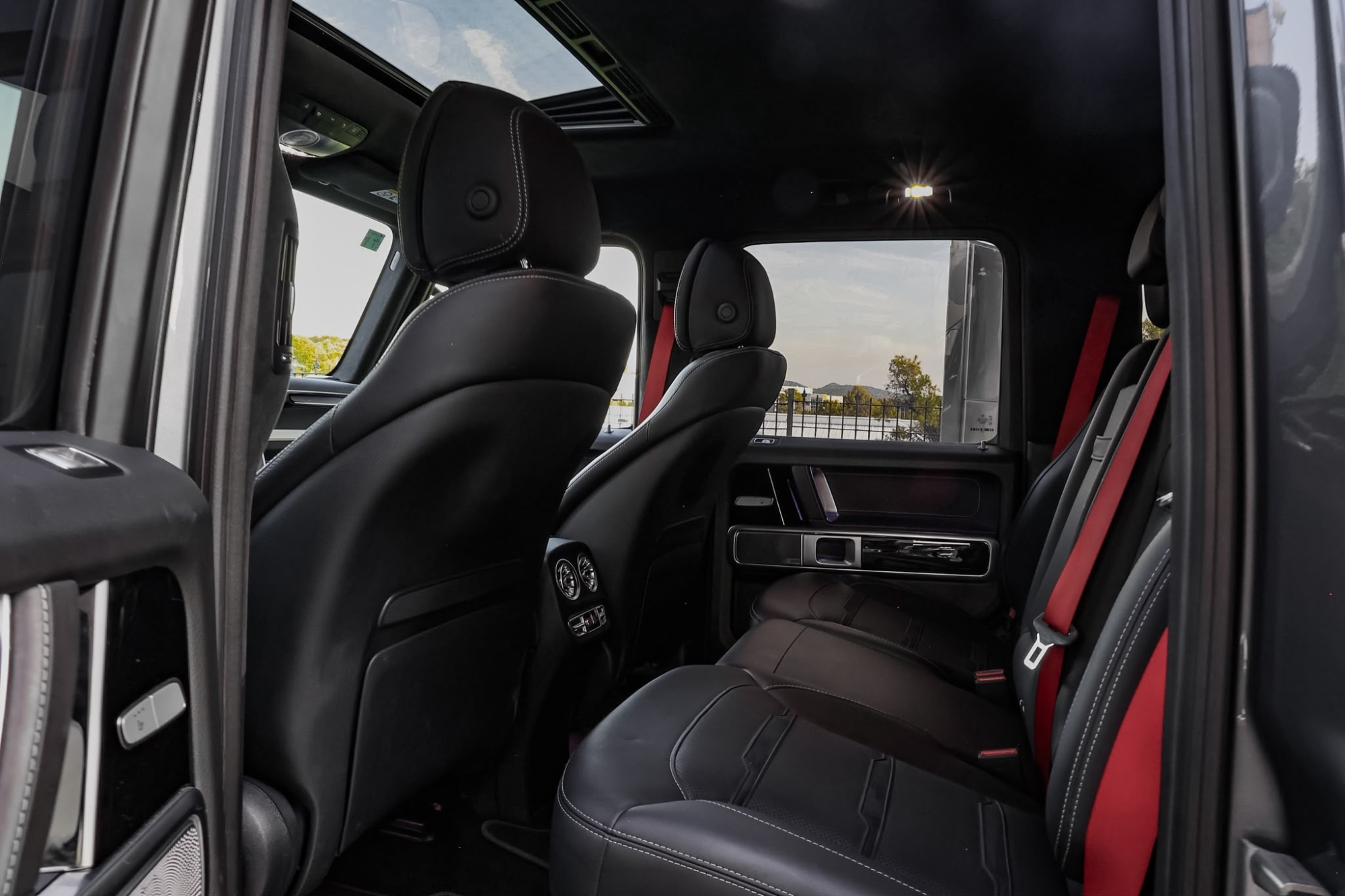 MERCEDES-BENZ G63 AMG