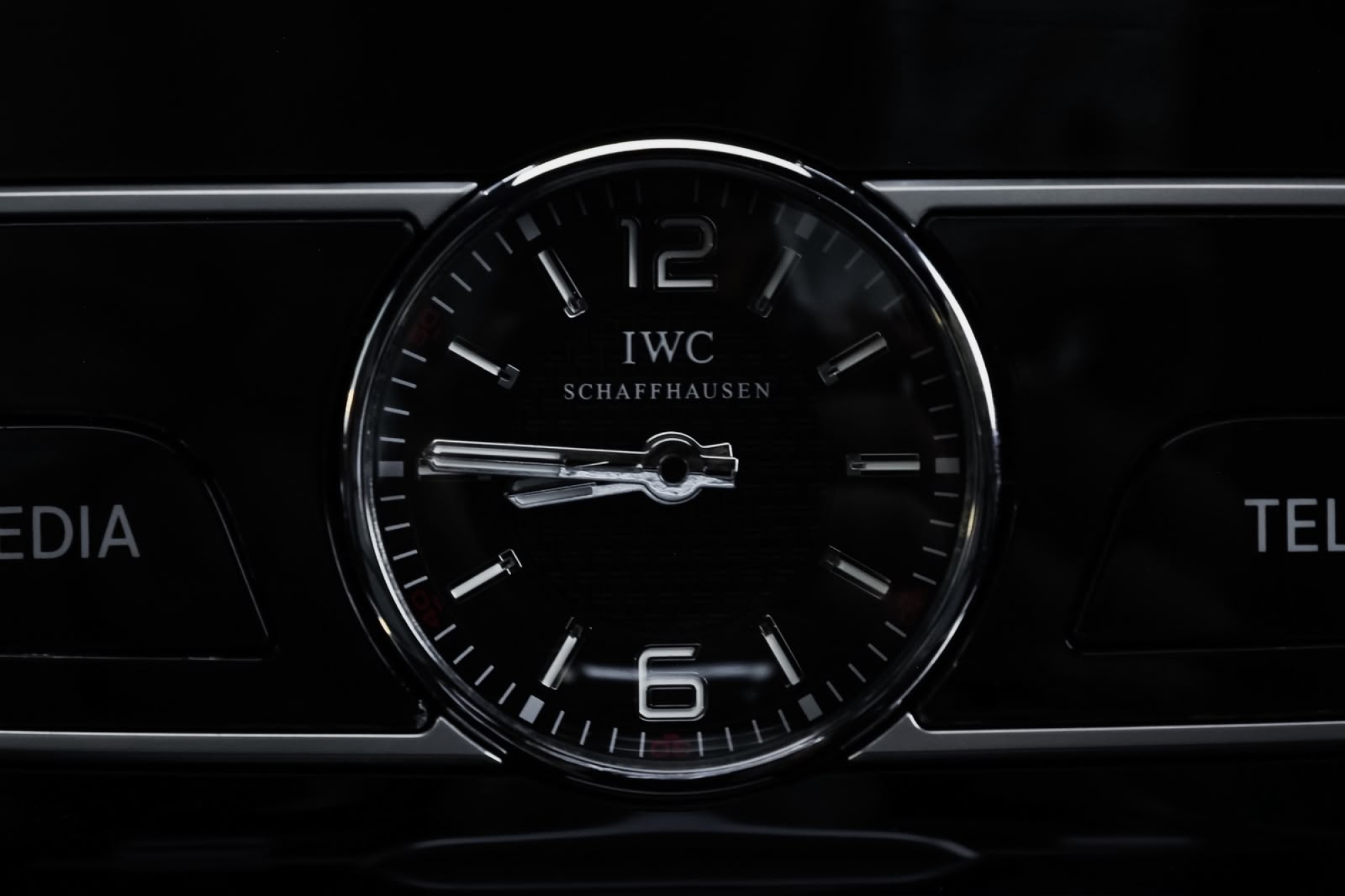 MERCEDES-BENZ G63 AMG