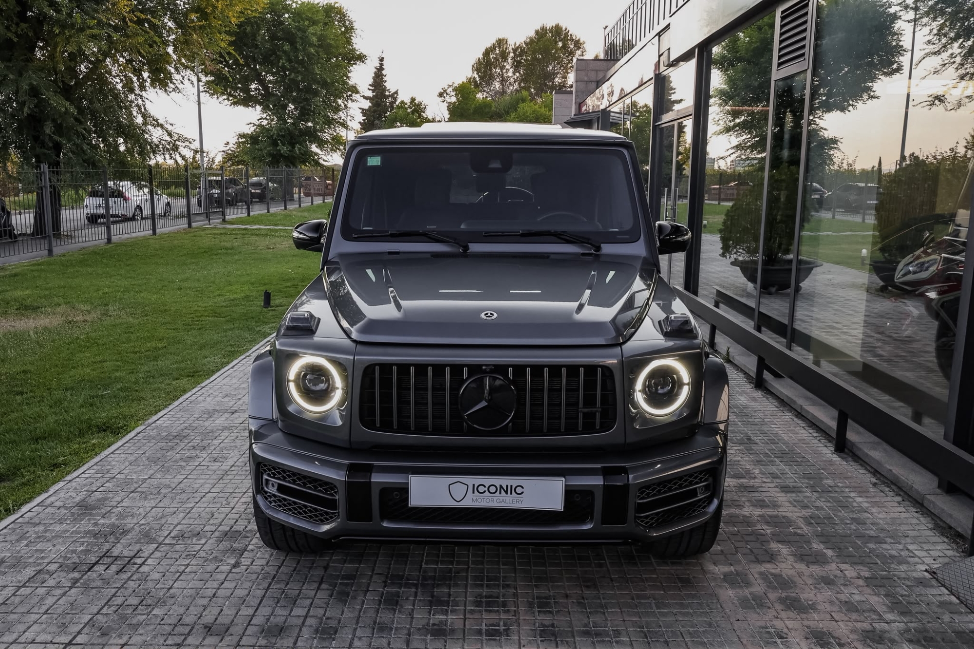 MERCEDES-BENZ G63 AMG