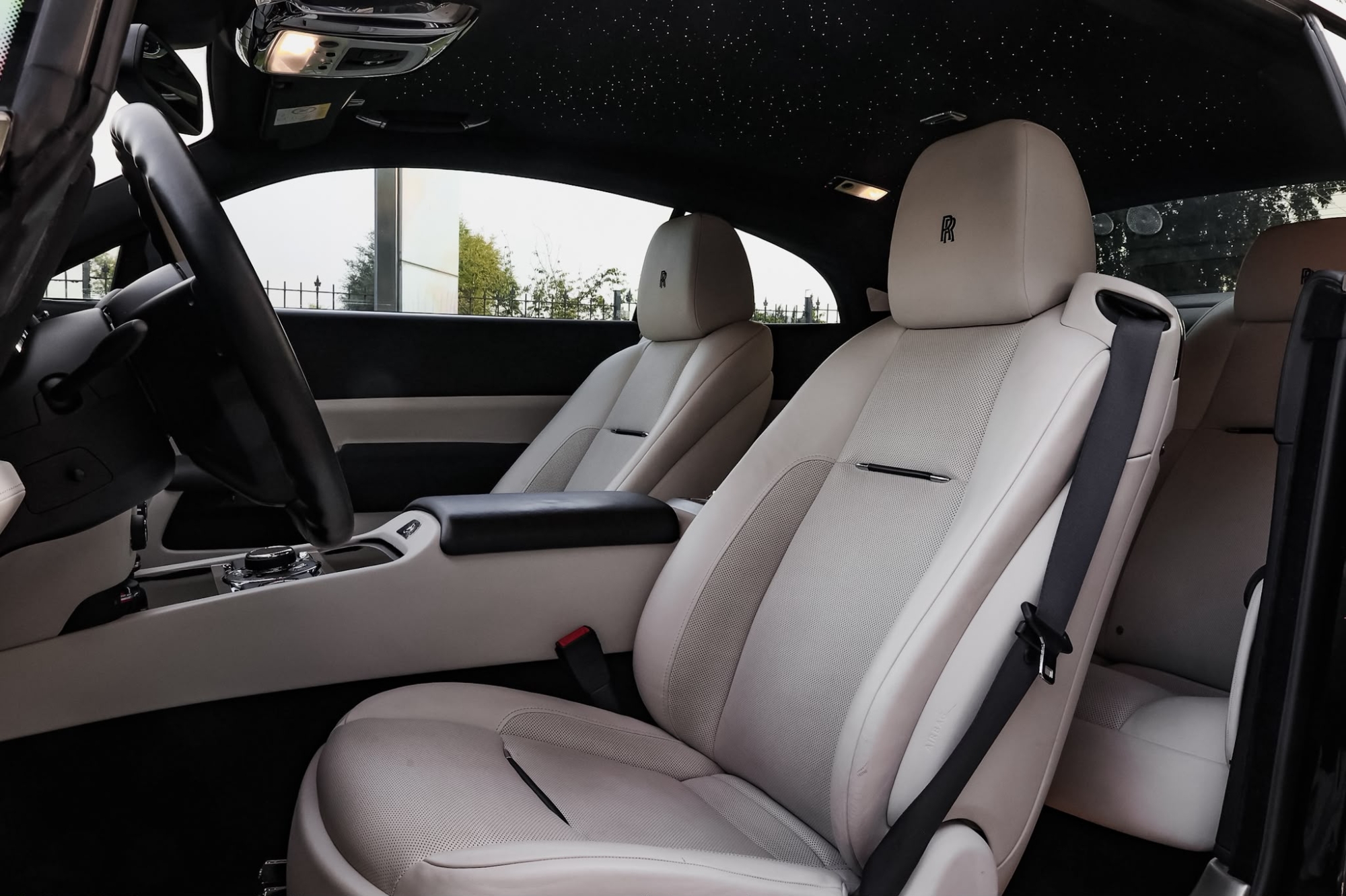 ROLLS-ROYCE WRAITH