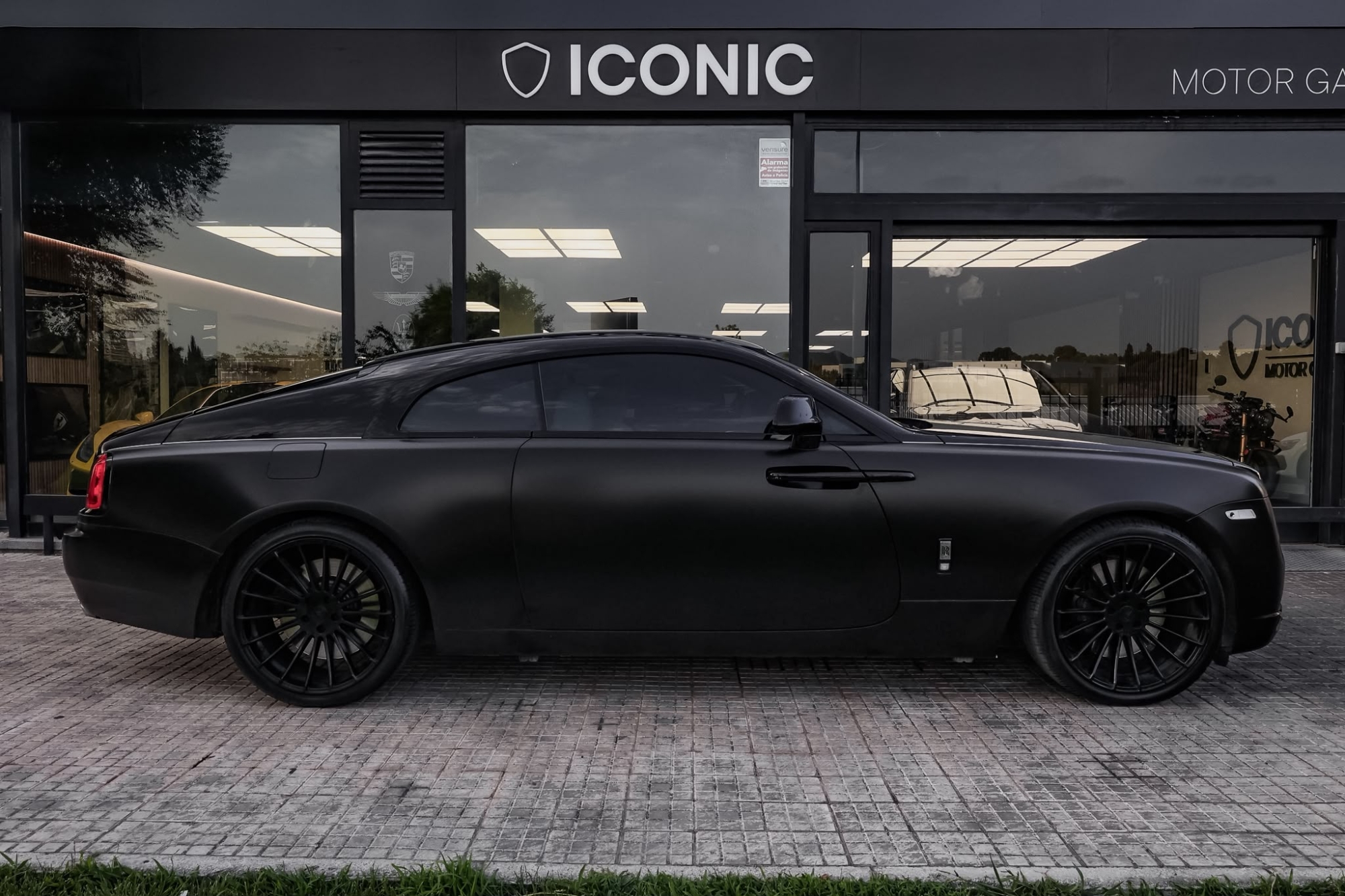 ROLLS-ROYCE WRAITH