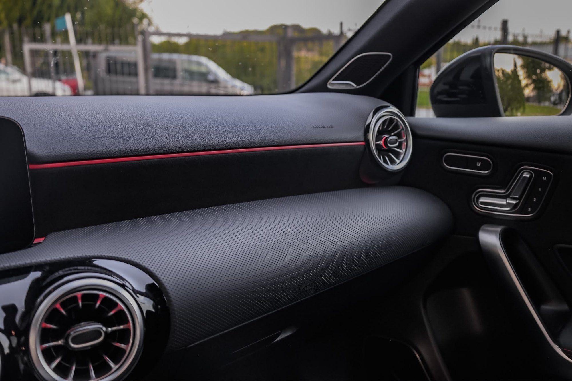 MERCEDES-BENZ  A35 AMG