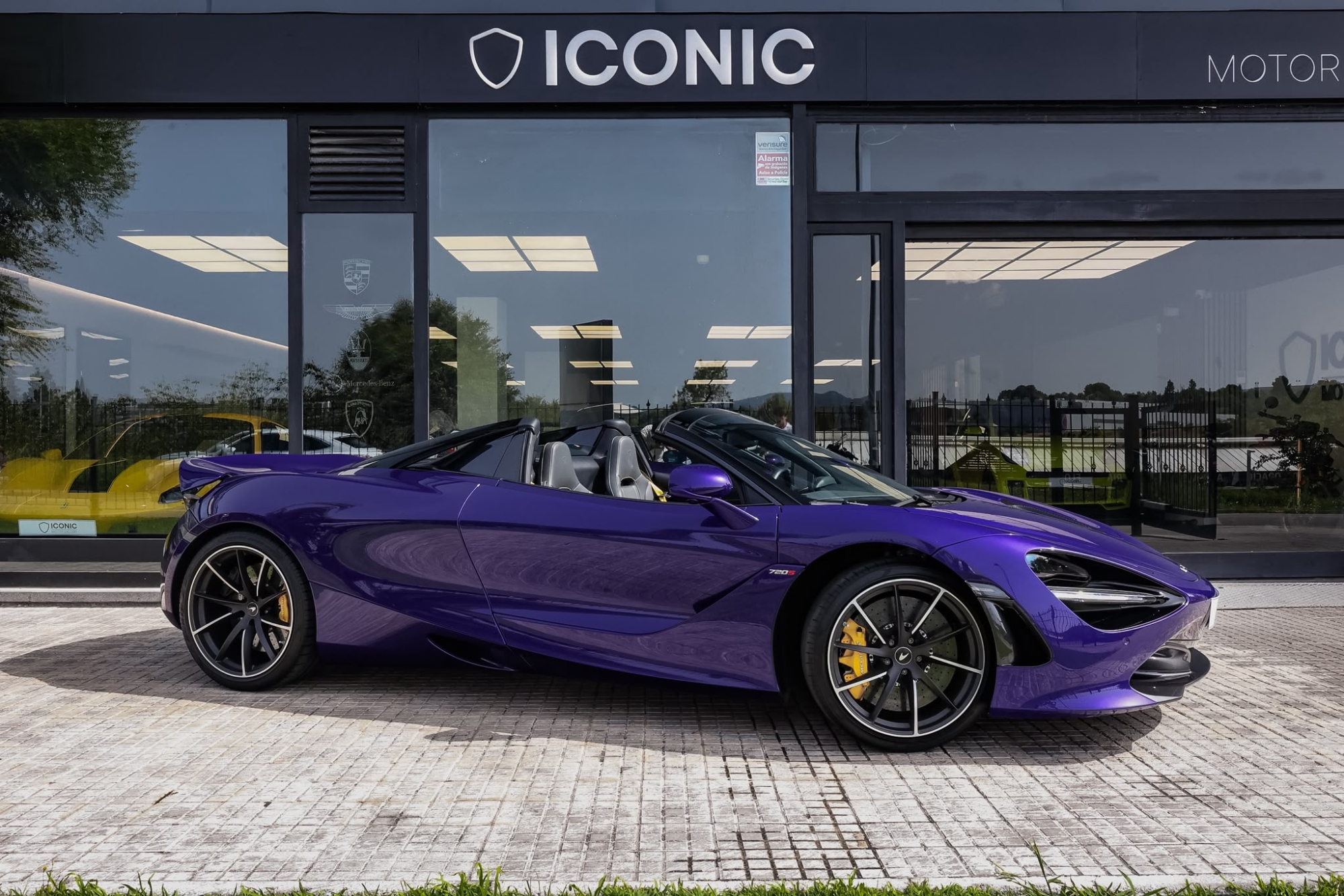 MCLAREN 720S SPIDER