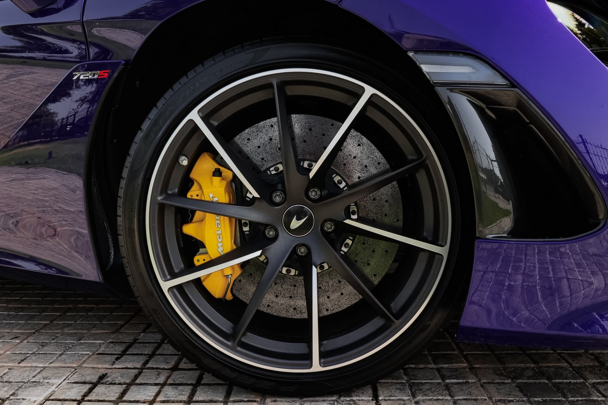 MCLAREN 720S SPIDER