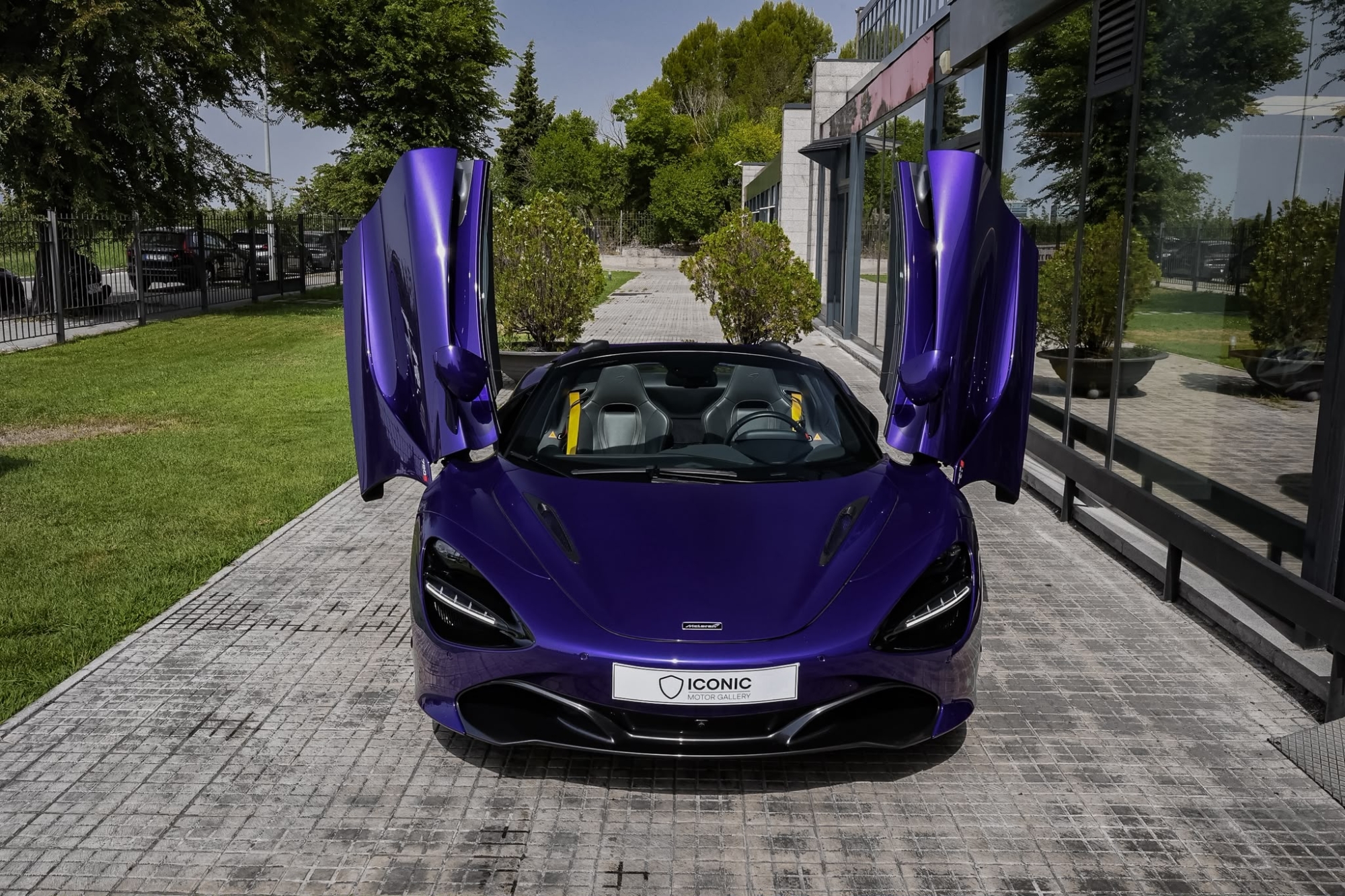 MCLAREN 720S SPIDER