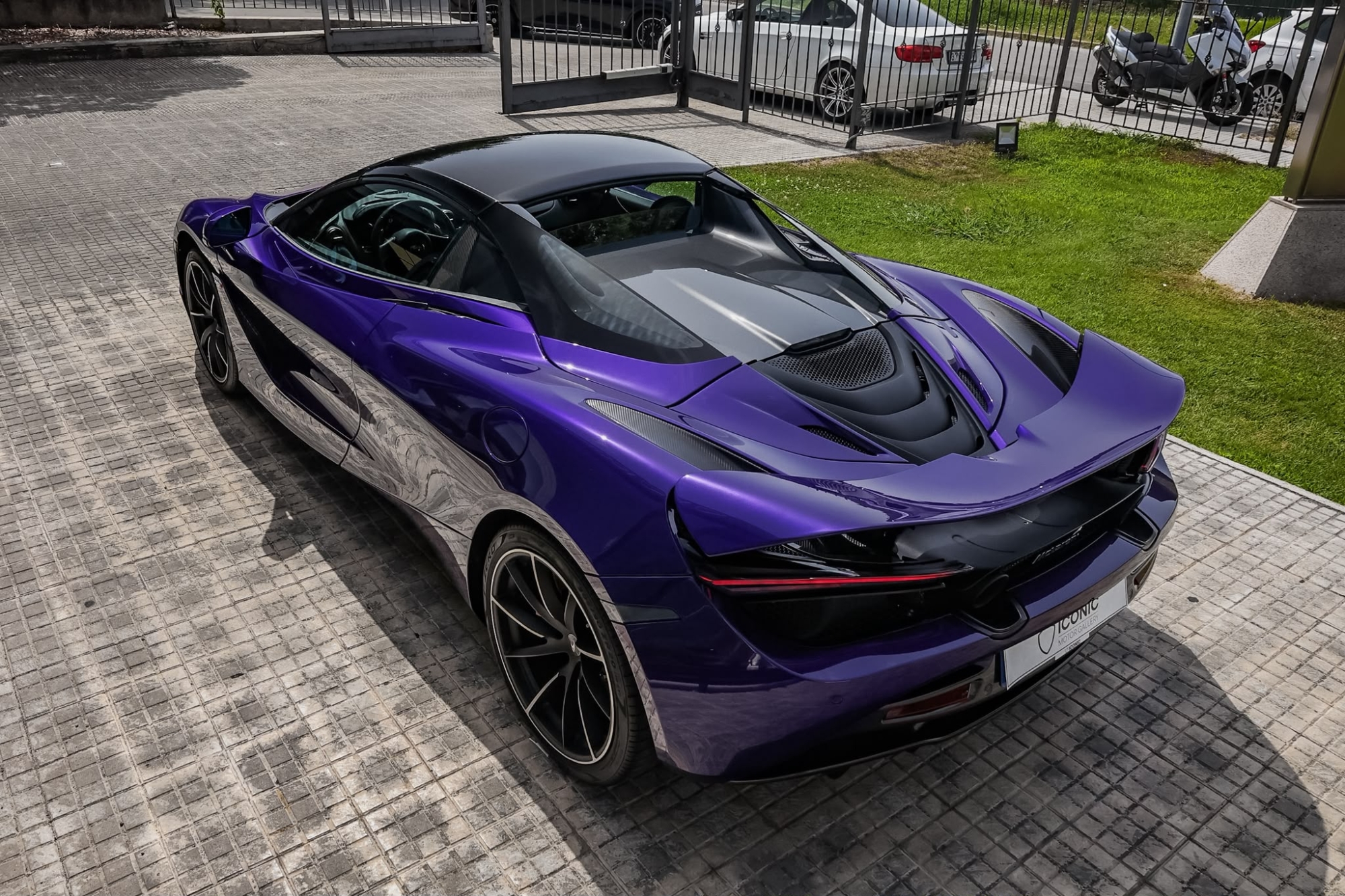MCLAREN 720S SPIDER