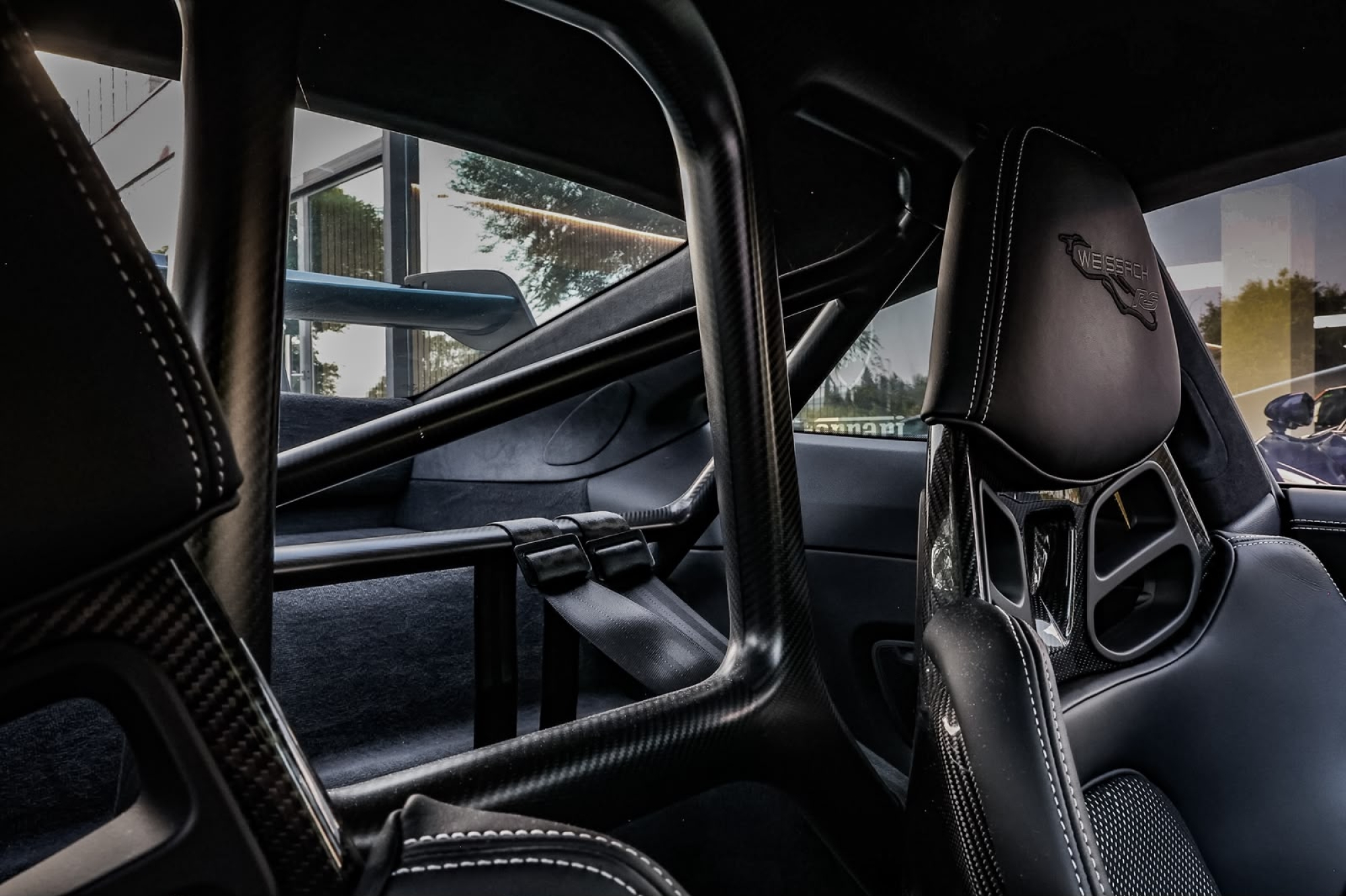 PORSCHE 911 992 GT3 RS WEISSACH PACKAGE
