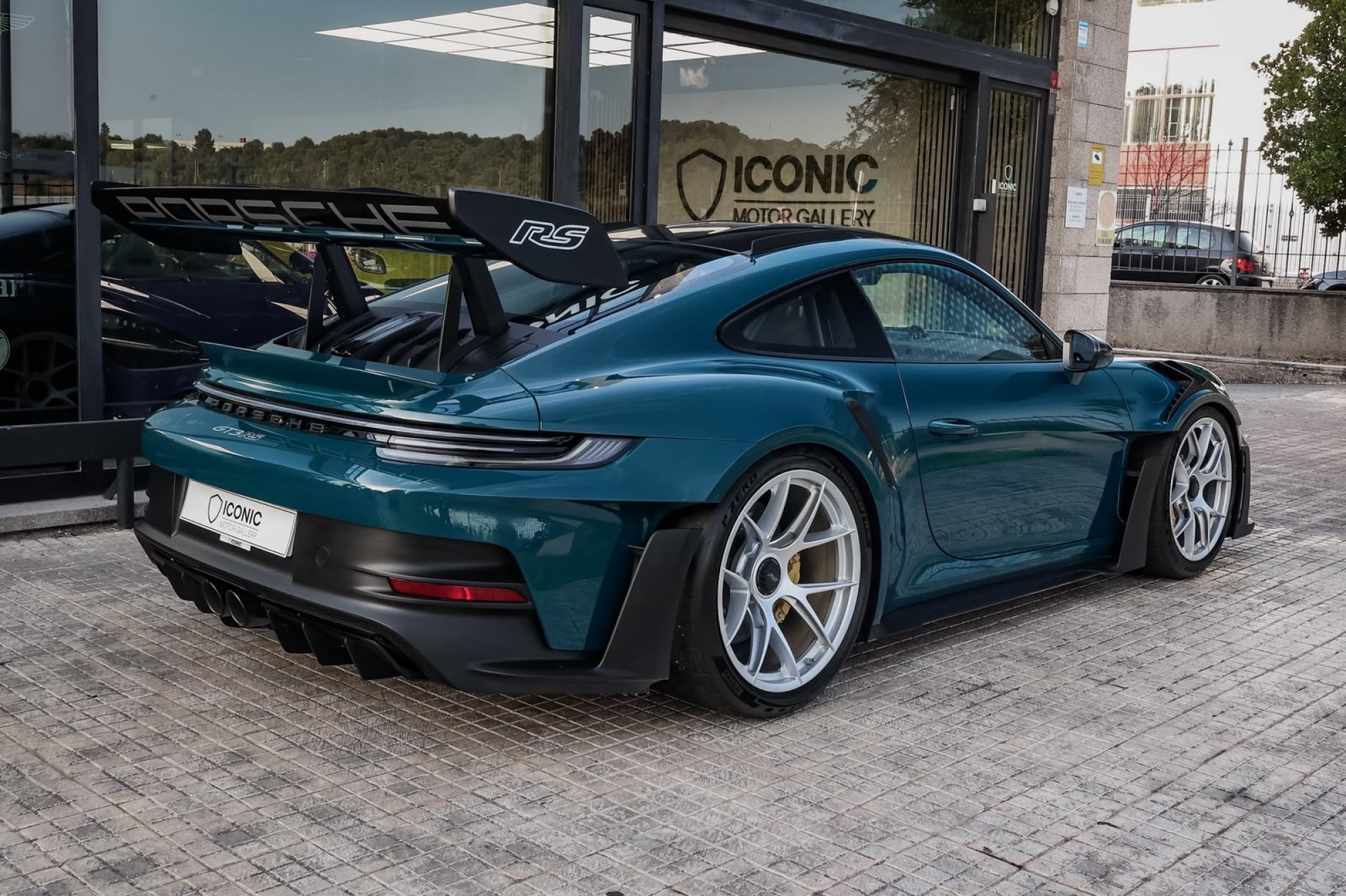 PORSCHE 911 992 GT3 RS WEISSACH PACKAGE