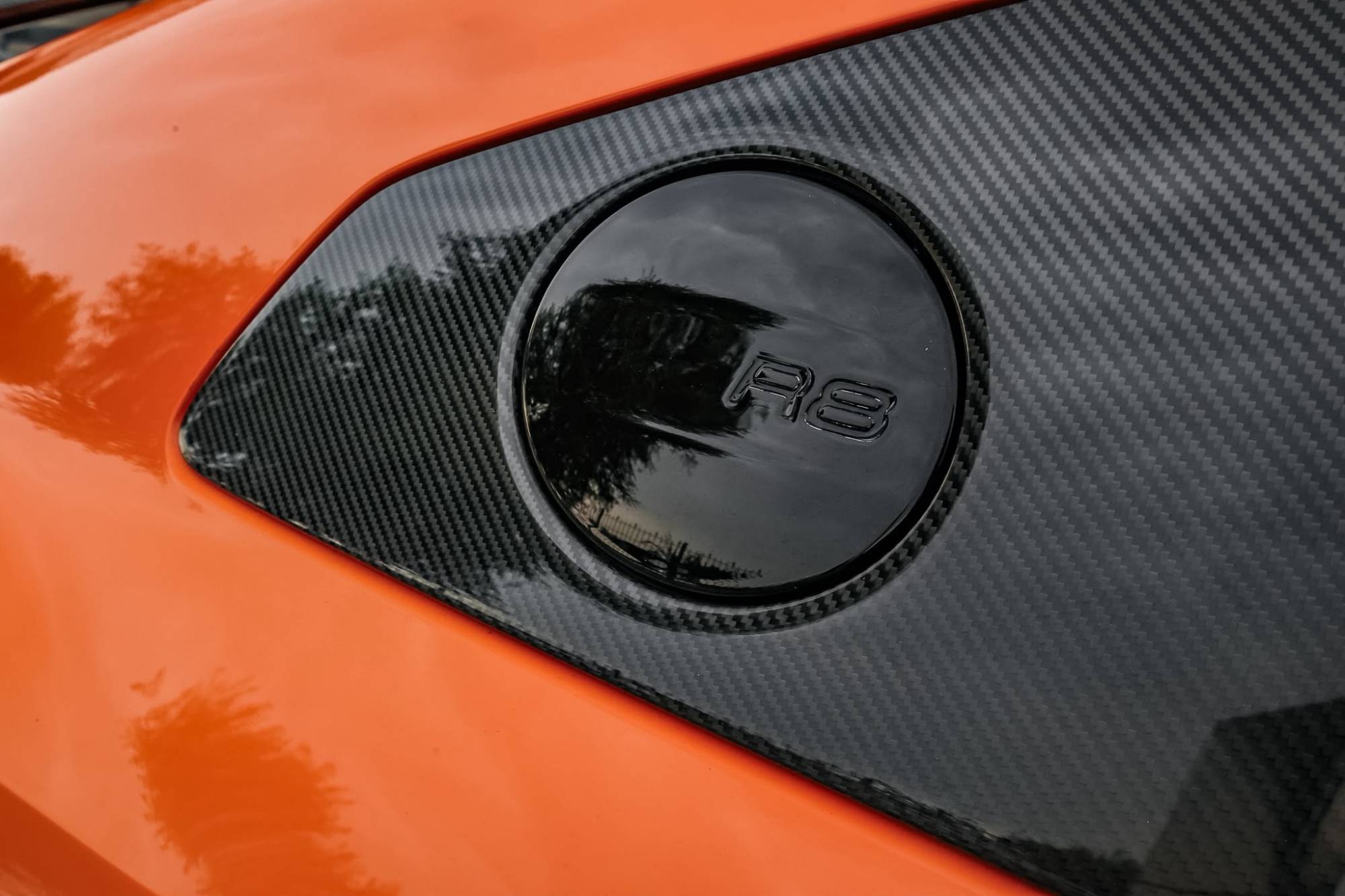 AUDI R8 V10 PLUS