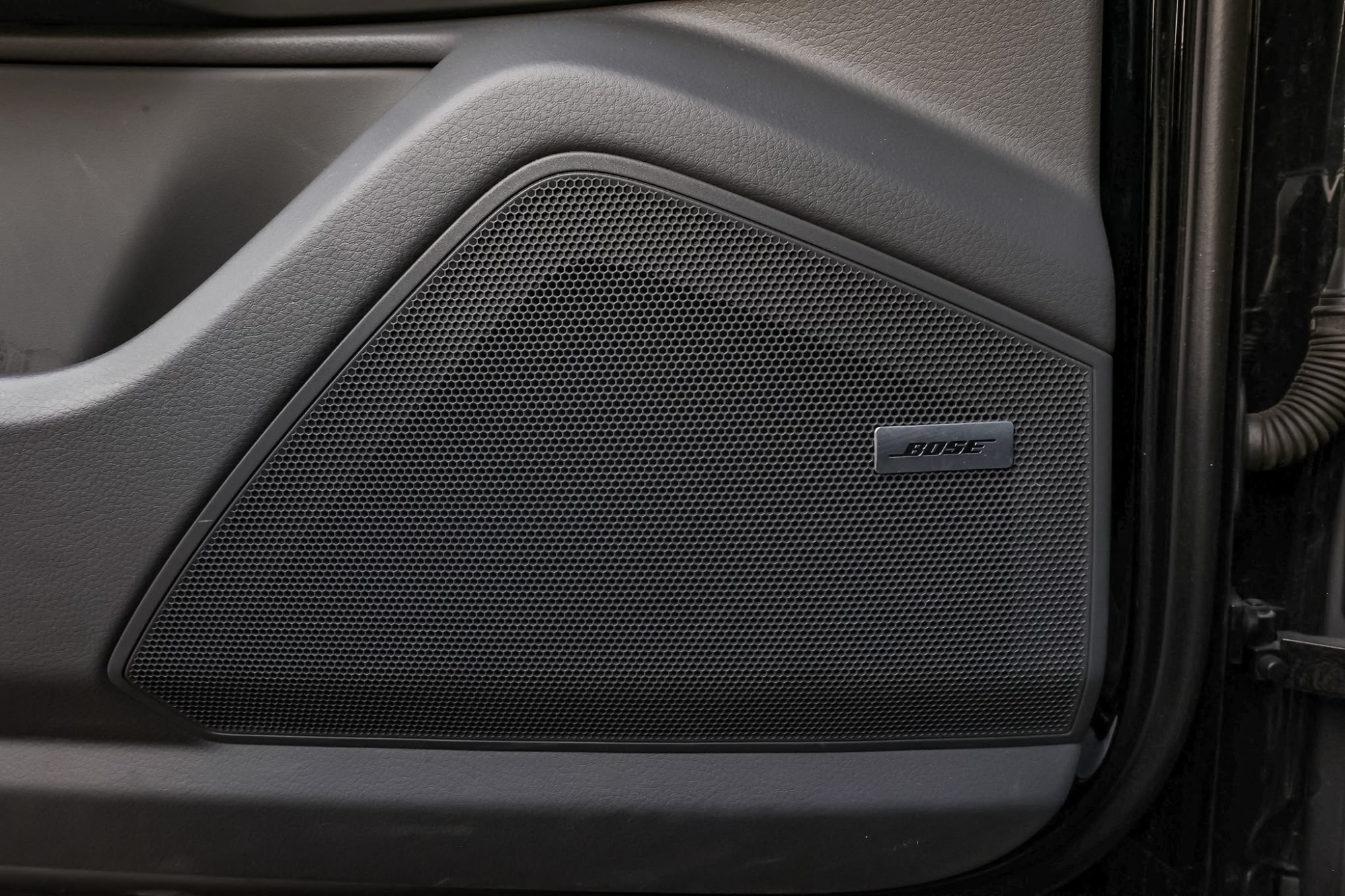 PORSCHE CAYENNE E-HYBRID PLATINUM EDITION