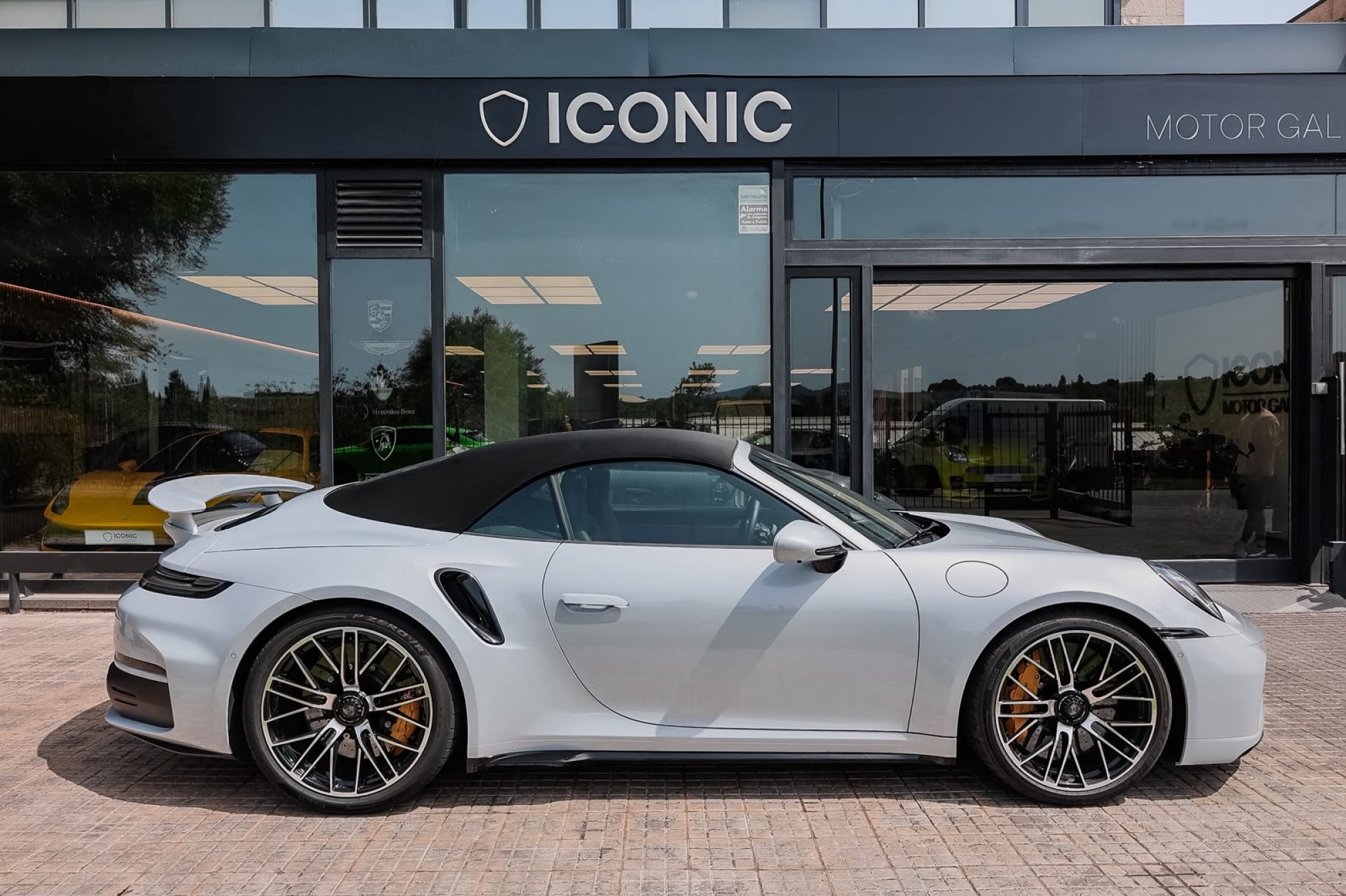 PORSCHE 911 992.2 TURBO S CABRIO