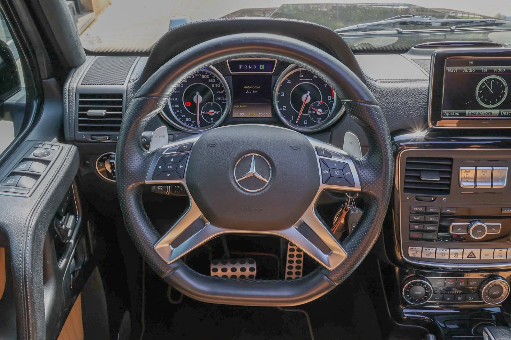 MERCEDES-BENZ G63 AMG