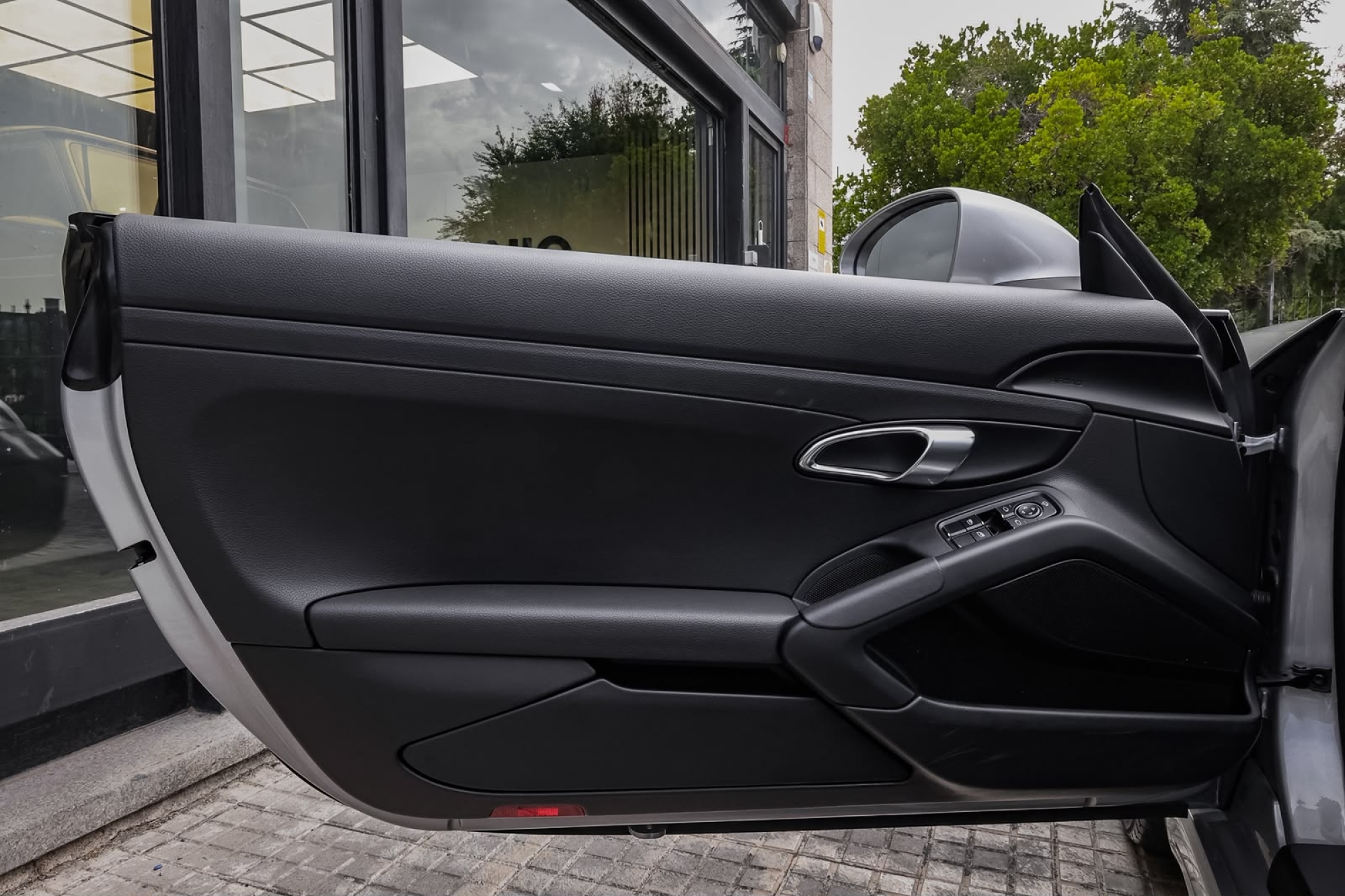 PORSCHE 718 BOXSTER