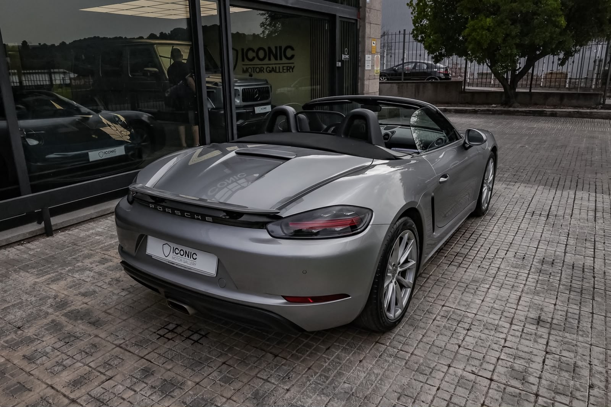 PORSCHE 718 BOXSTER