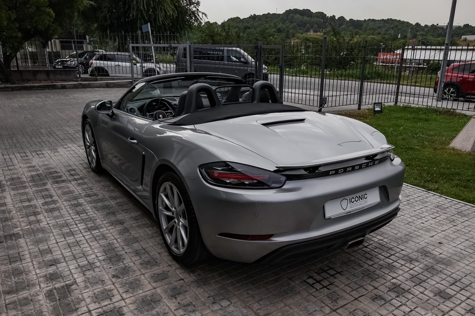 PORSCHE 718 BOXSTER