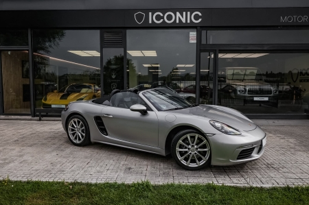 PORSCHE 718 BOXSTER