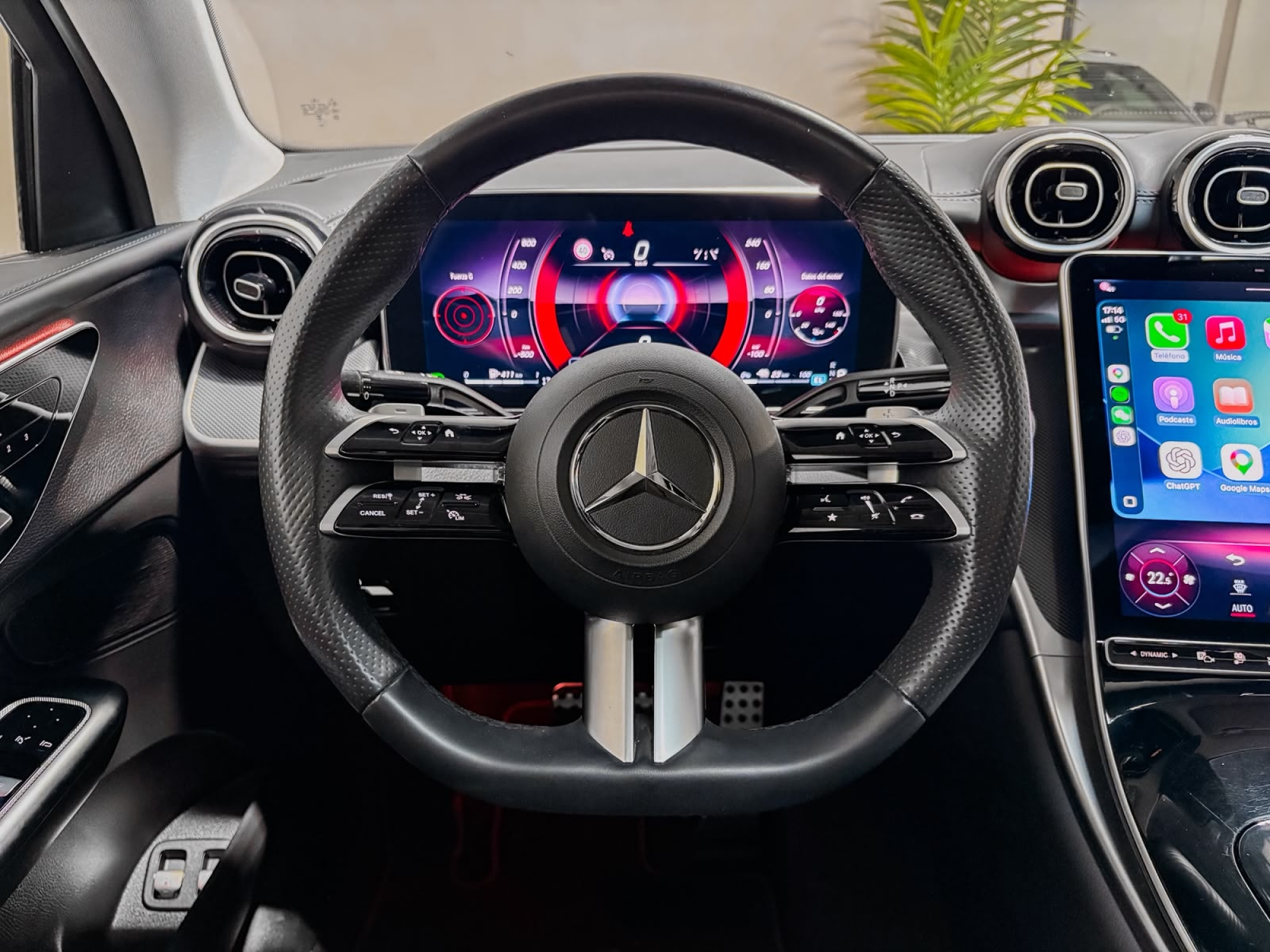 MERCEDES-BENZ GLC 300 e 4MATIC Coupé AMG Line