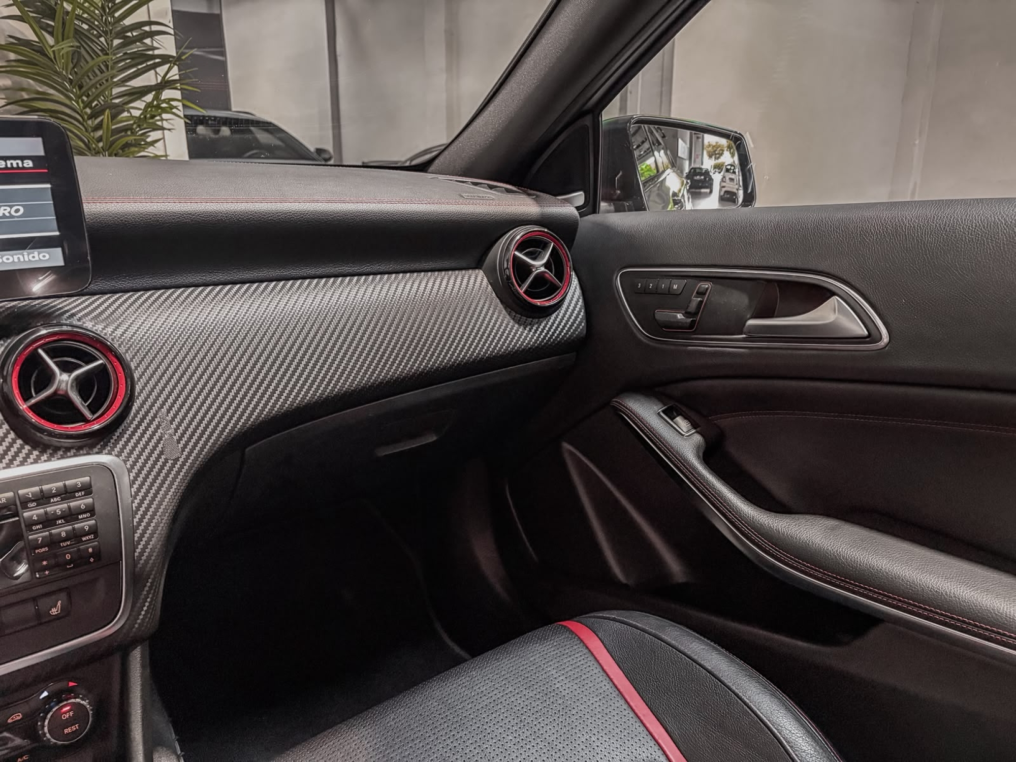 MERCEDES-BENZ A45 AMG 4MATIC