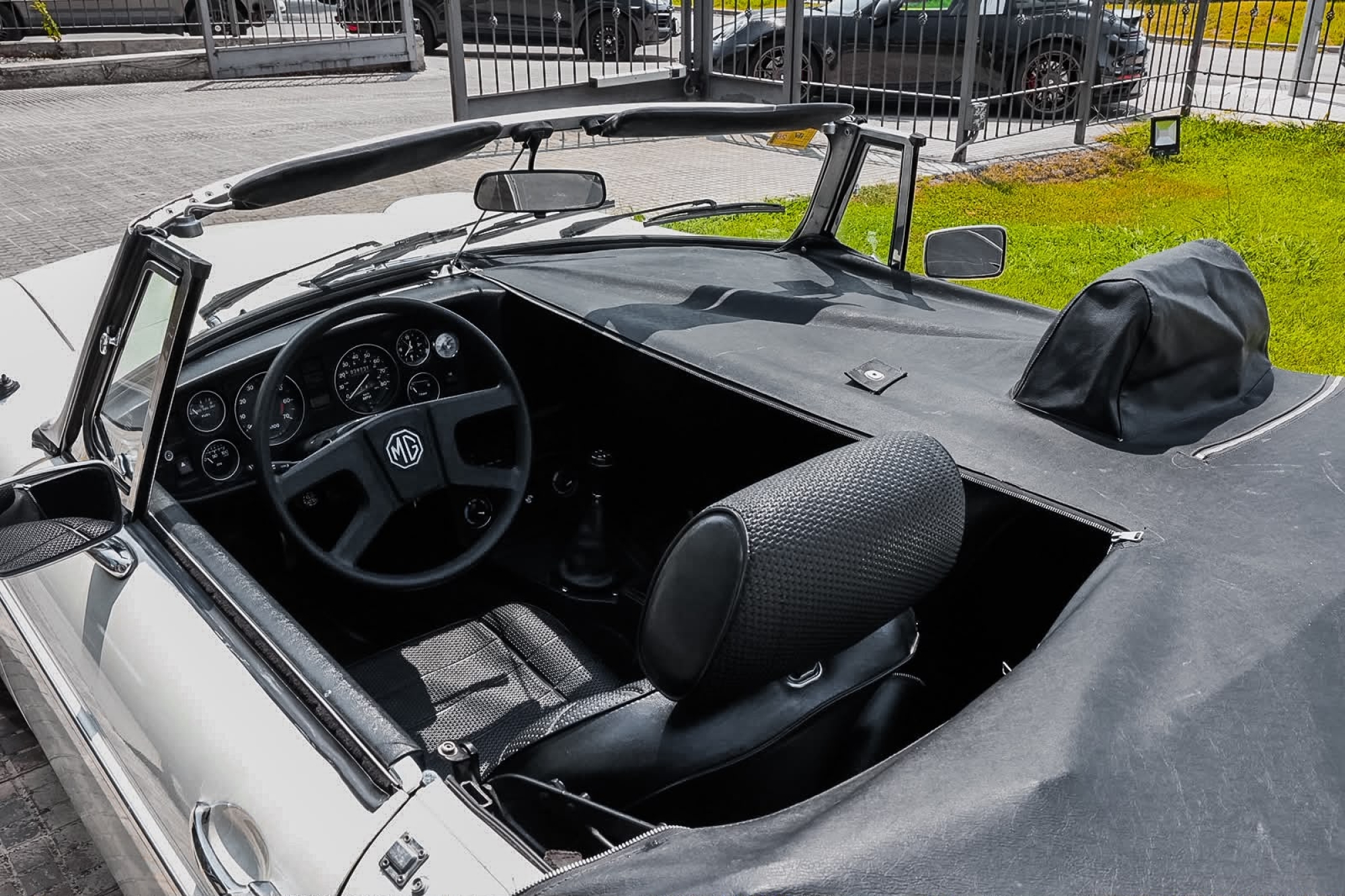 MG MGB 1.8 TOURER 