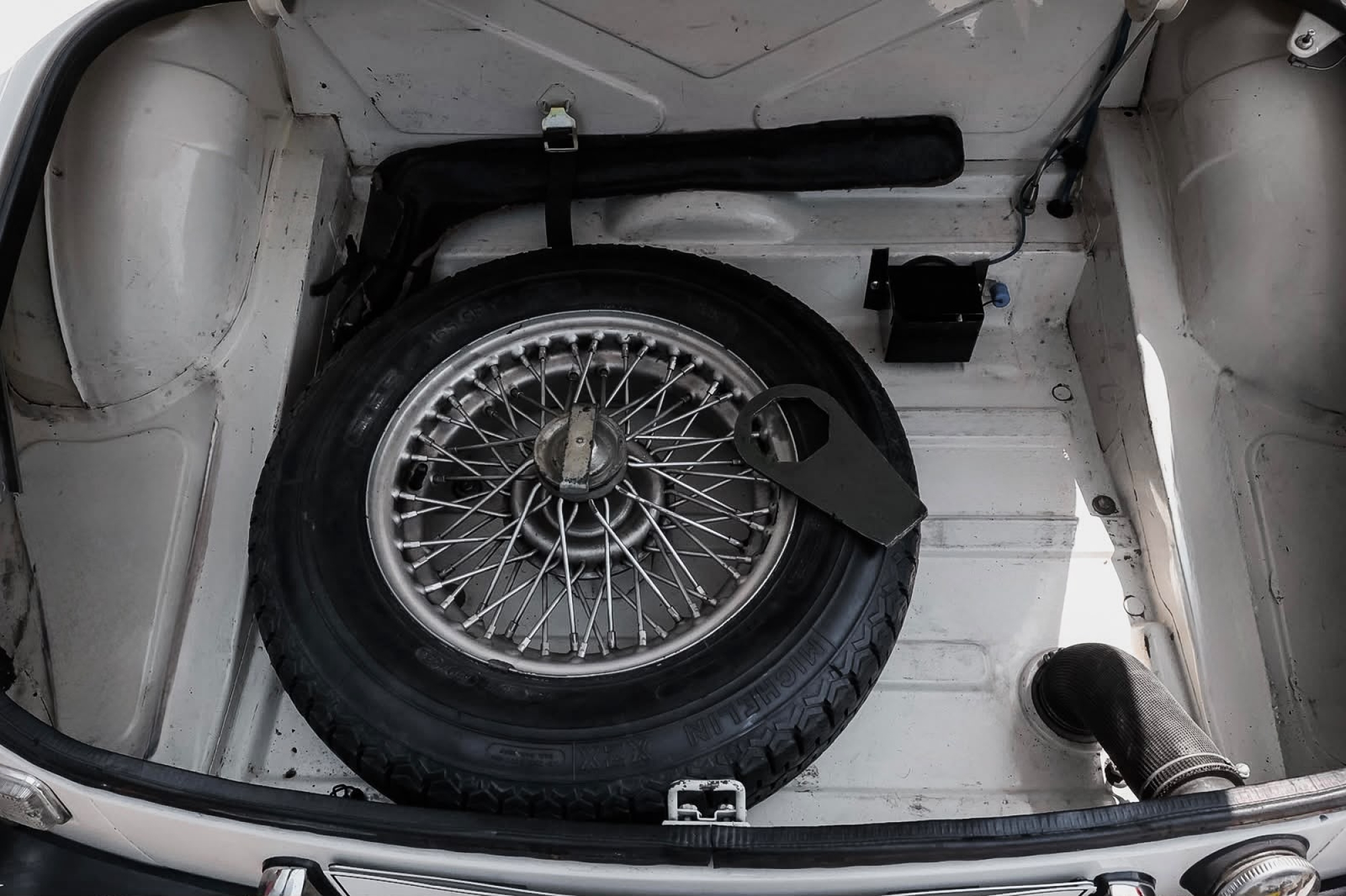 MG MGB 1.8 TOURER 