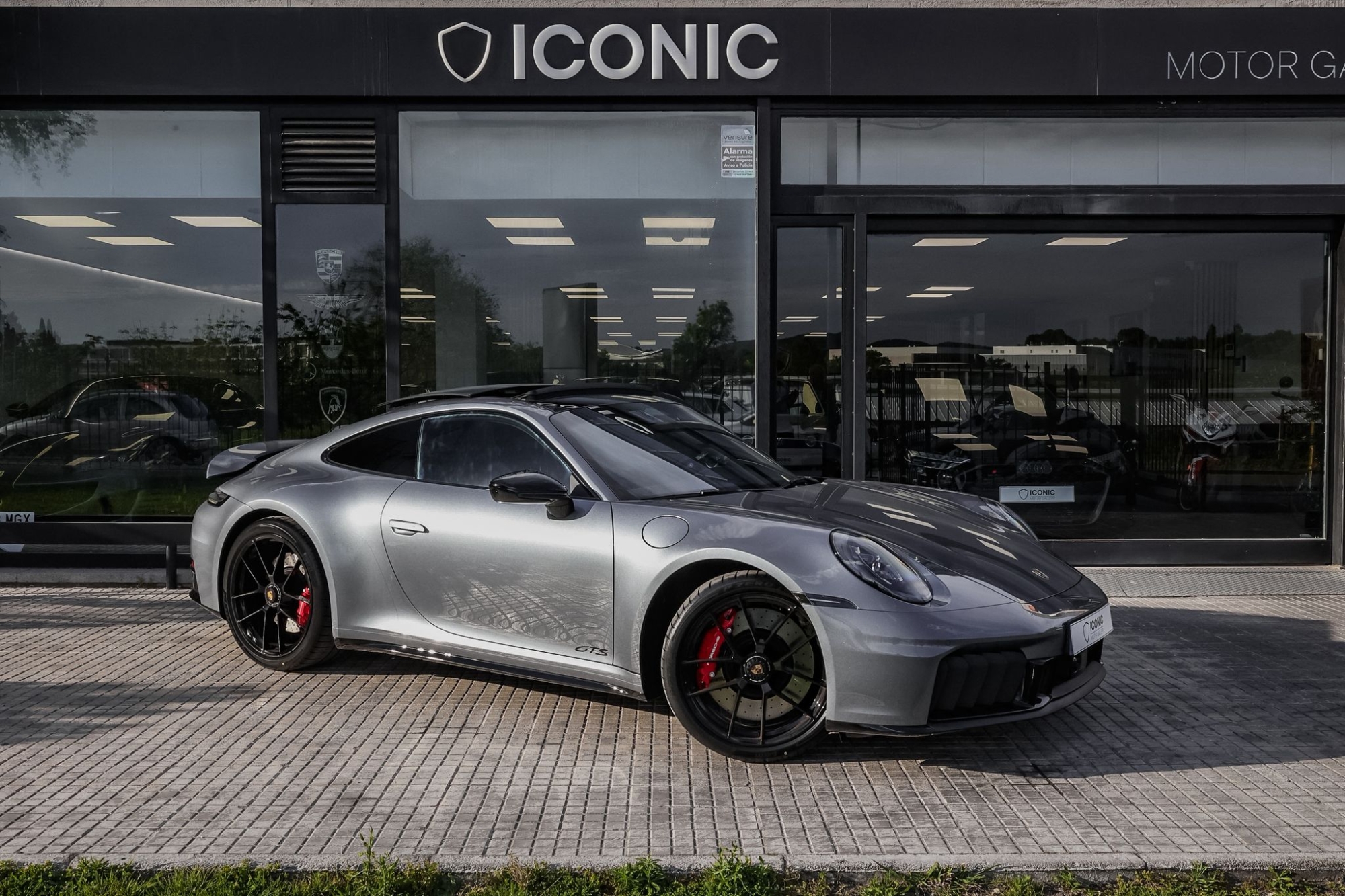 PORSCHE 911 992.2 CARRERA 4 GTS COUPE 