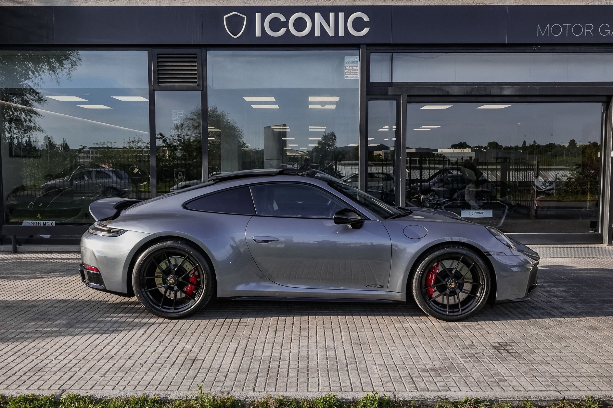 PORSCHE 911 992.2 CARRERA 4 GTS COUPE 