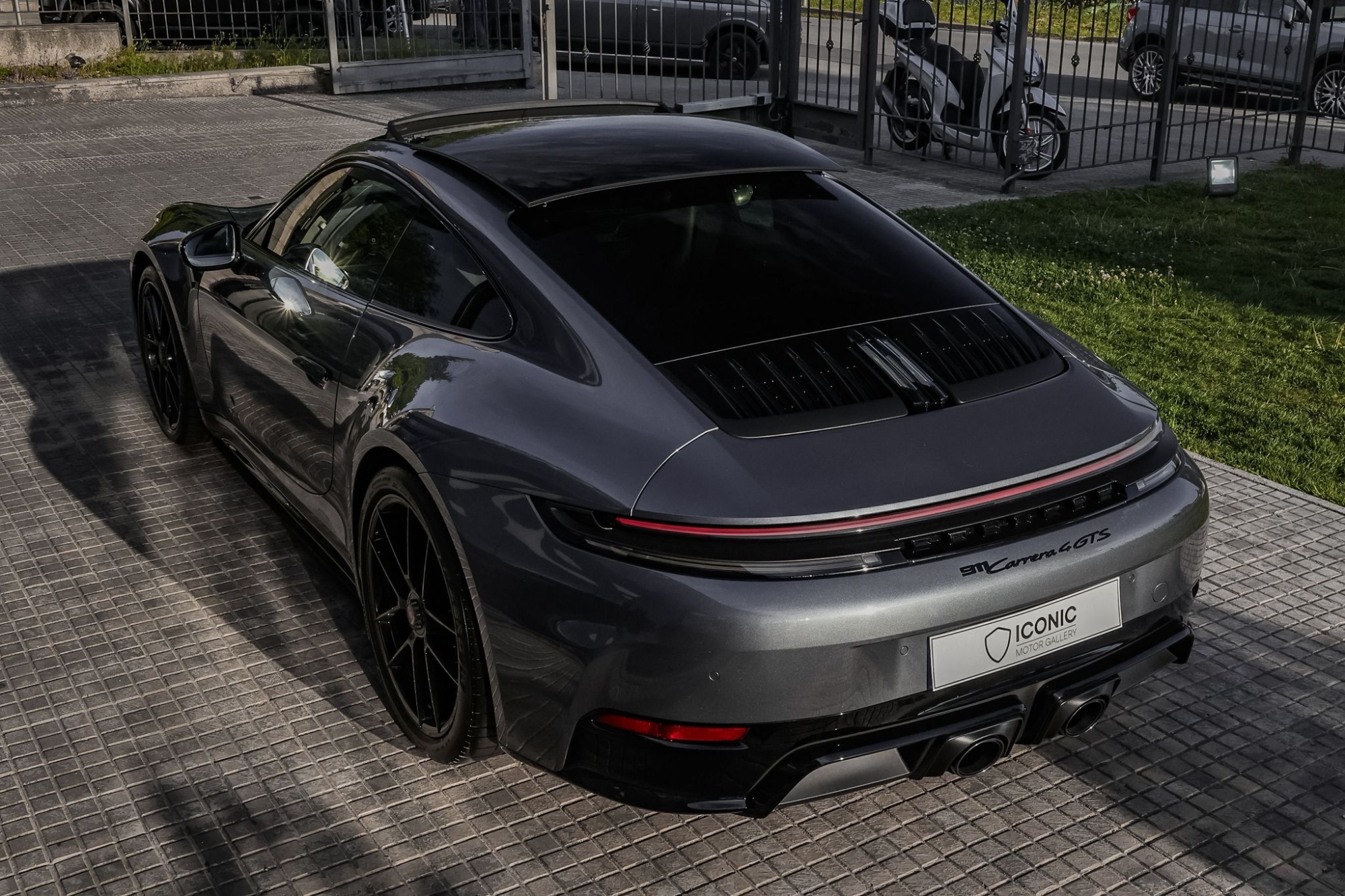 PORSCHE 911 992.2 CARRERA 4 GTS COUPE 