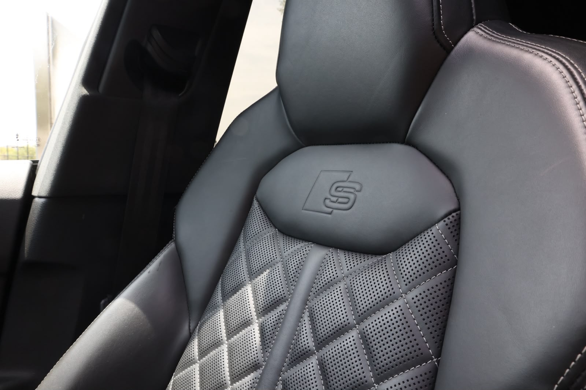 AUDI Q8 S-LINE ABT