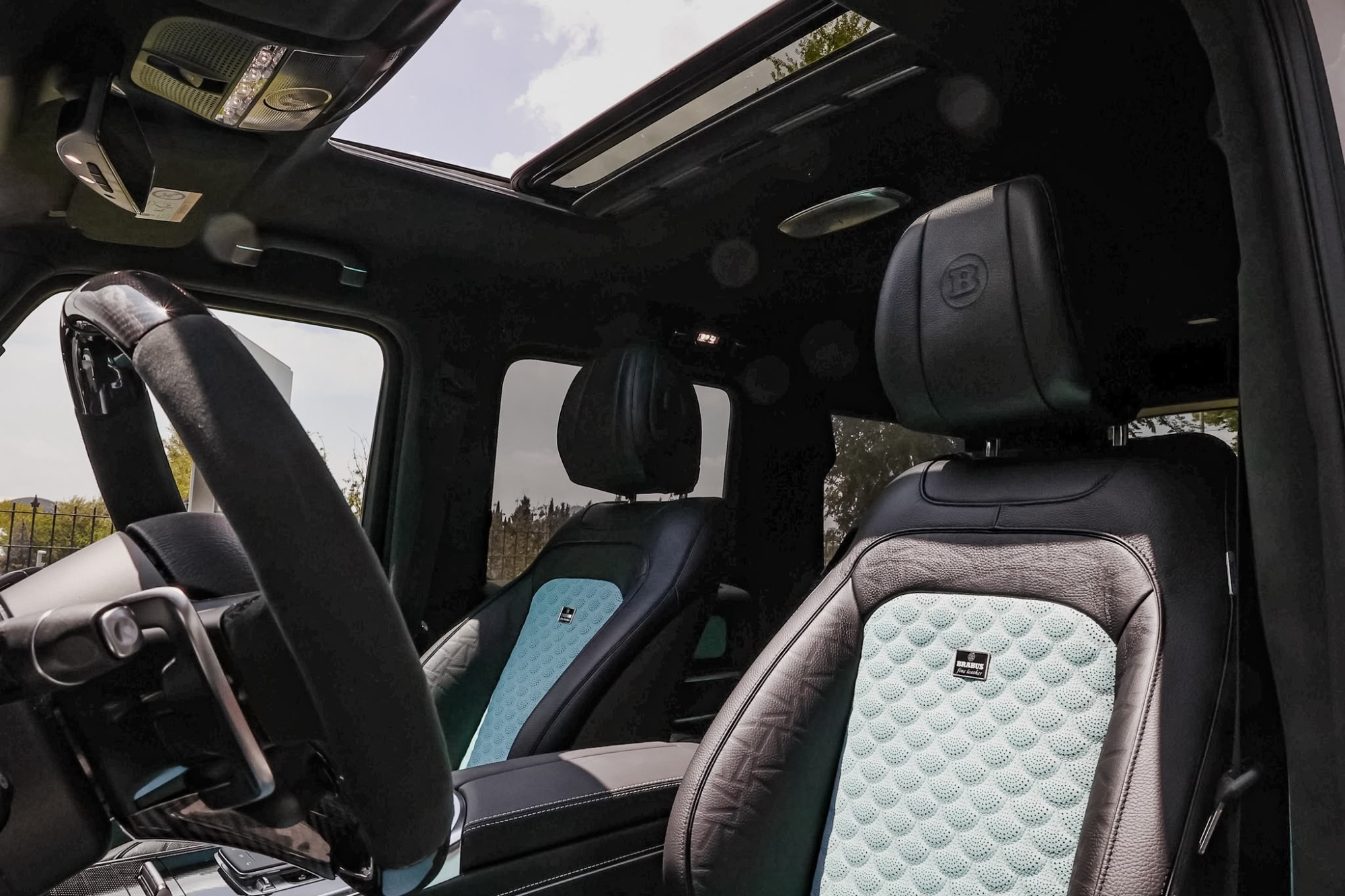 MERCEDES G800 BRABUS ROCKET