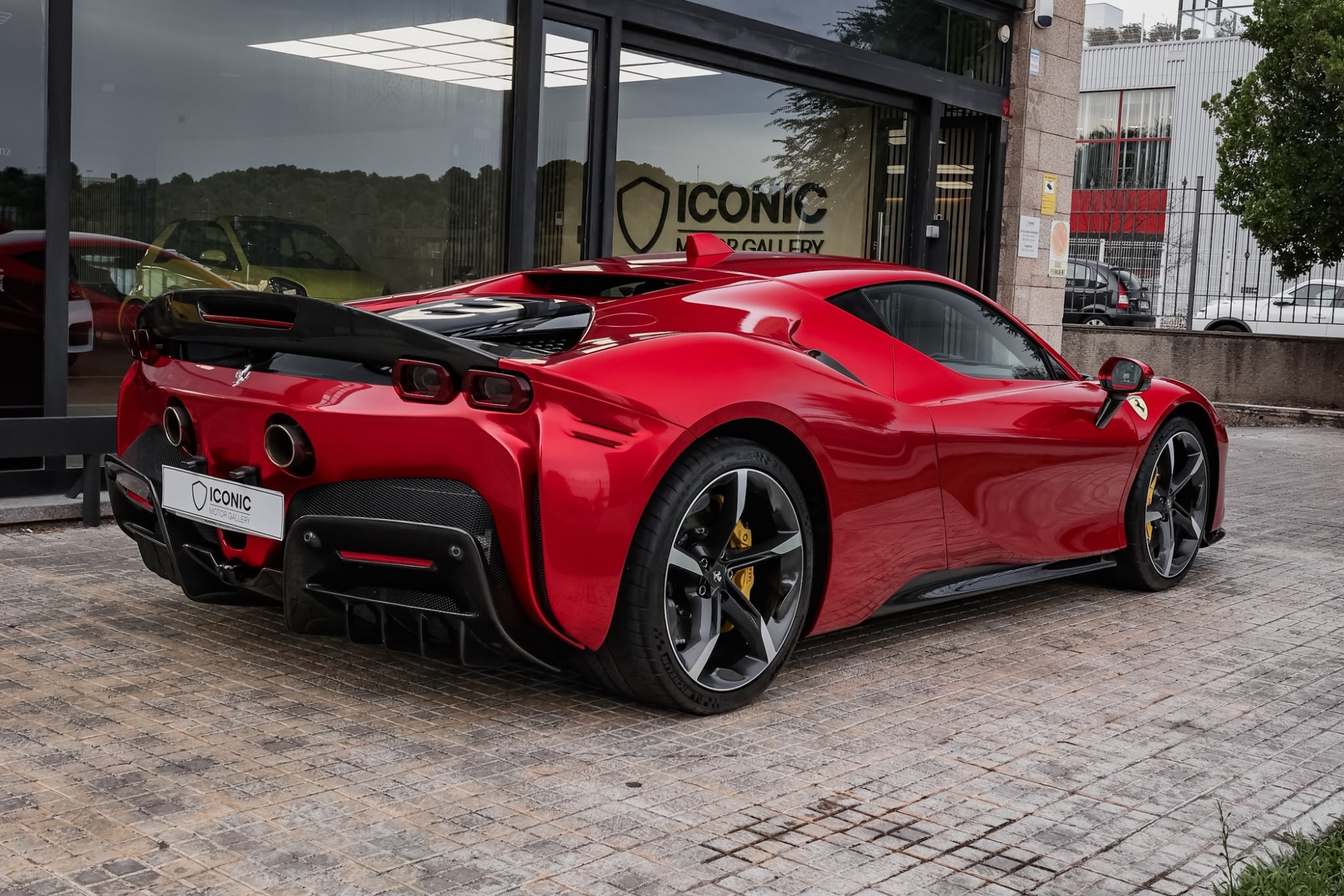 FERRARI SF90 STRADALE ASSETTO FIORANO