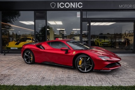 FERRARI SF90 STRADALE ASSETTO FIORANO