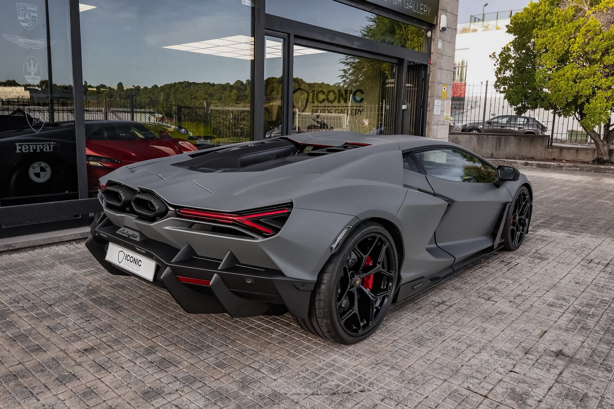 LAMBORGHINI REVUELTO V12 FULL CARBONO