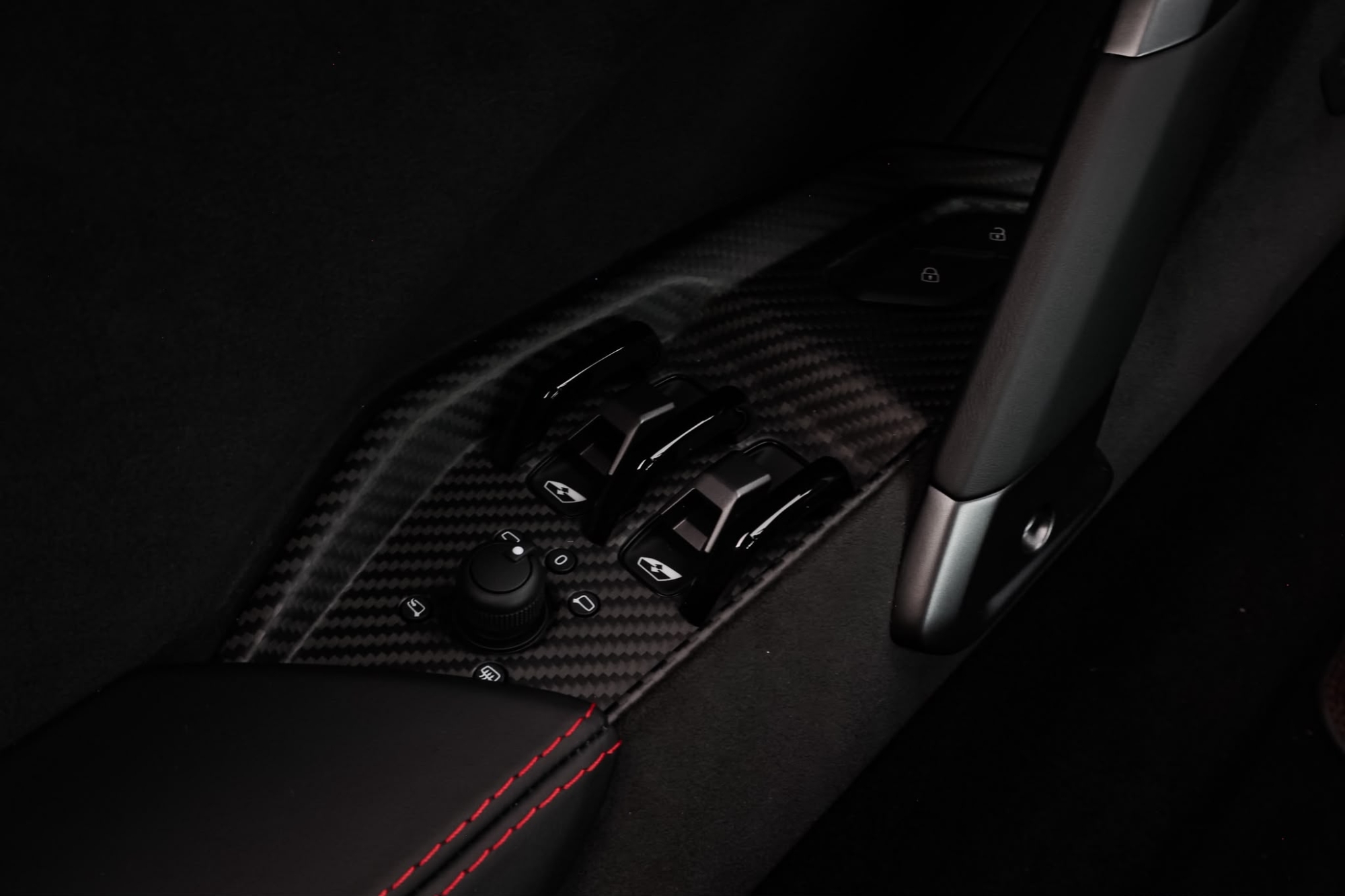 LAMBORGHINI REVUELTO V12 FULL CARBONO