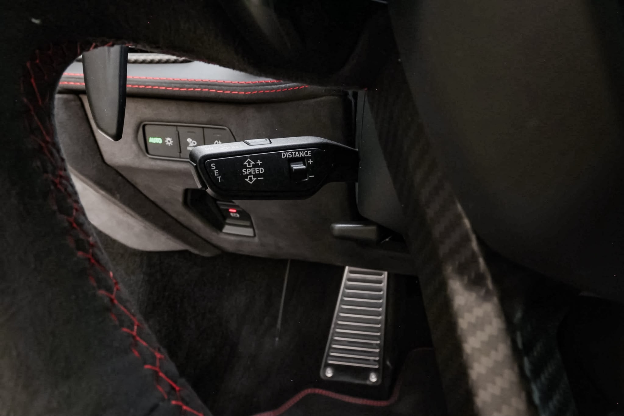 LAMBORGHINI REVUELTO V12 FULL CARBONO