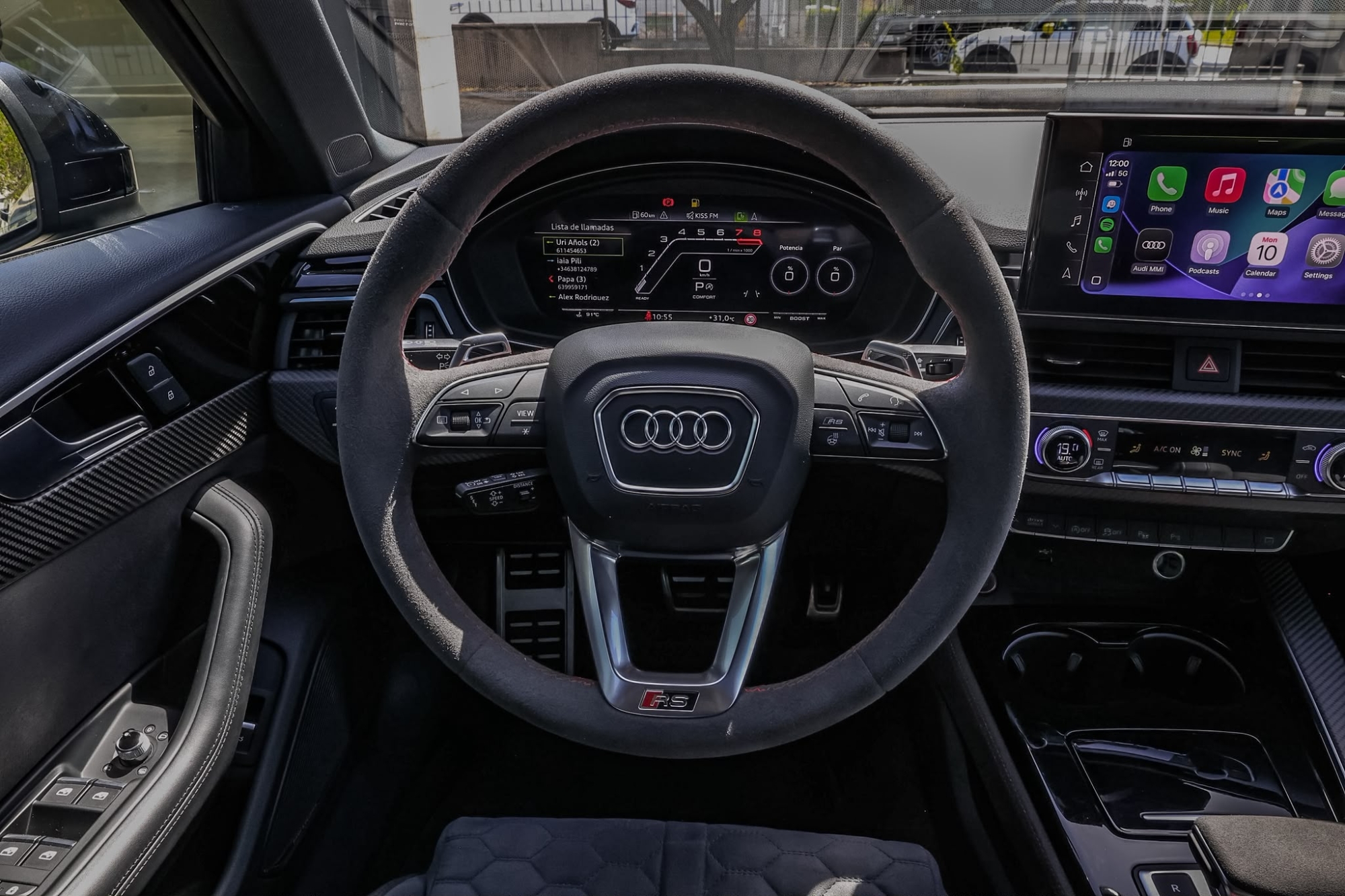 AUDI RS 4 AVANT QUATTRO