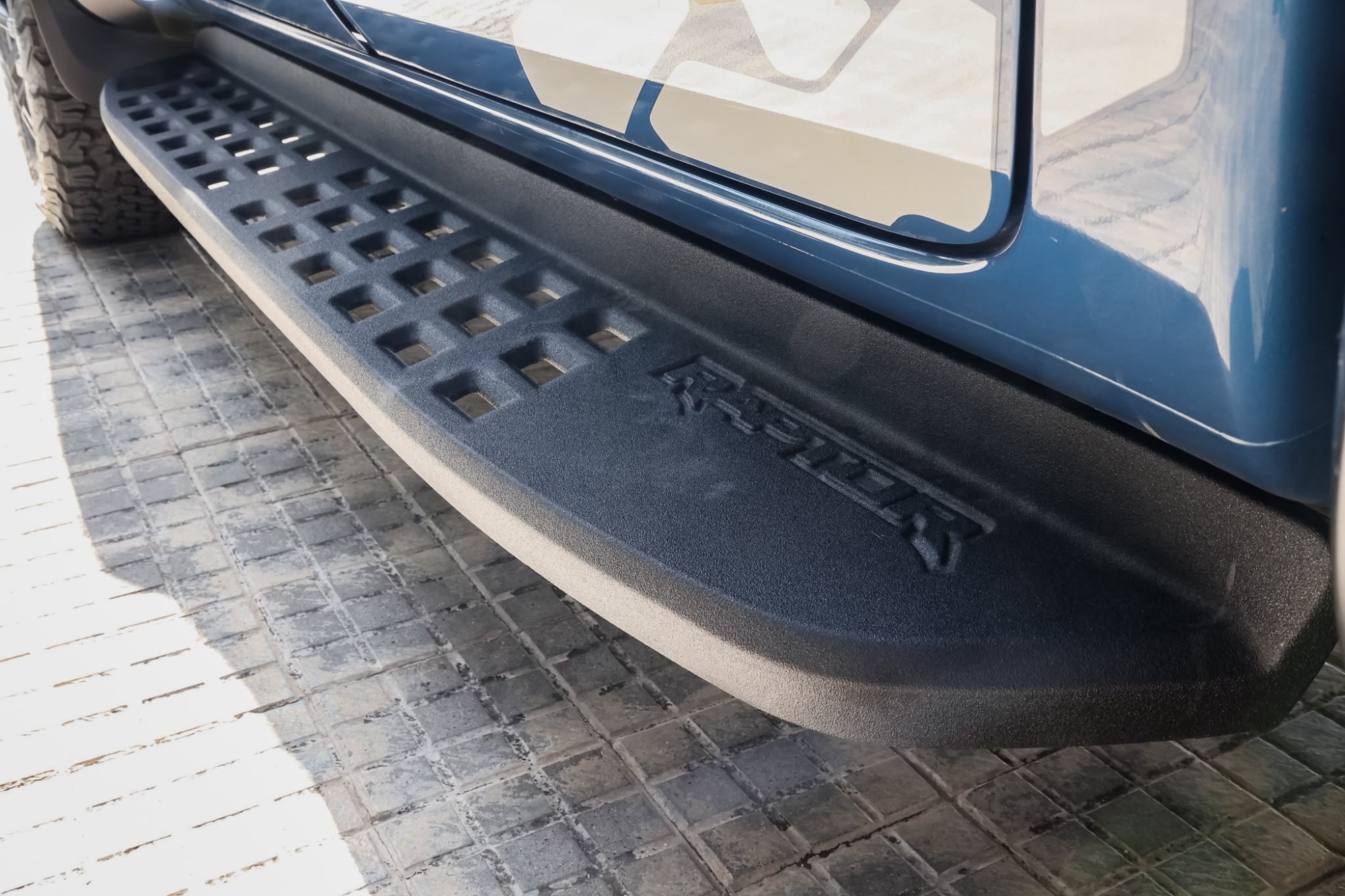 FORD RANGER RAPTOR 