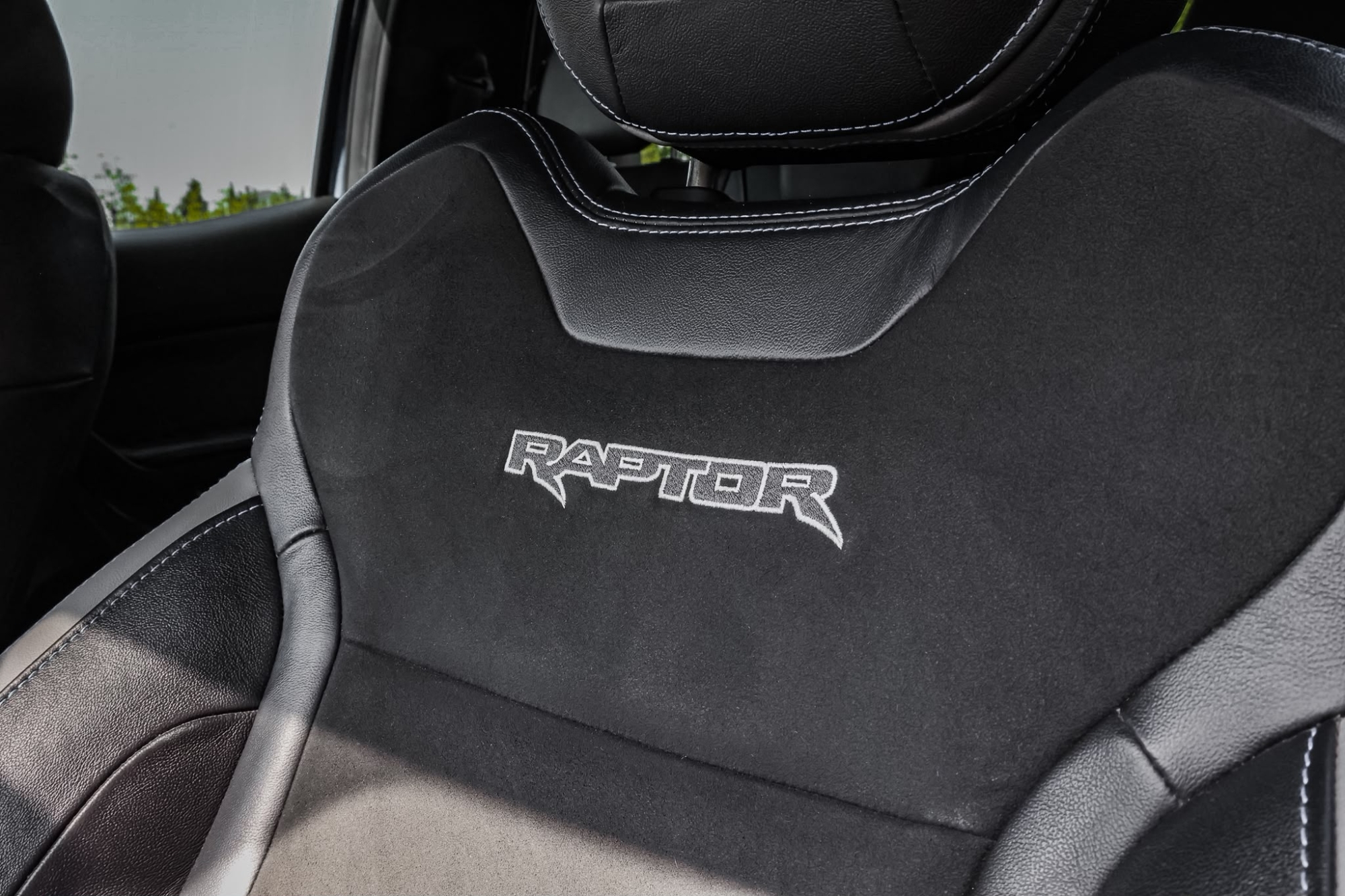 FORD RANGER RAPTOR 