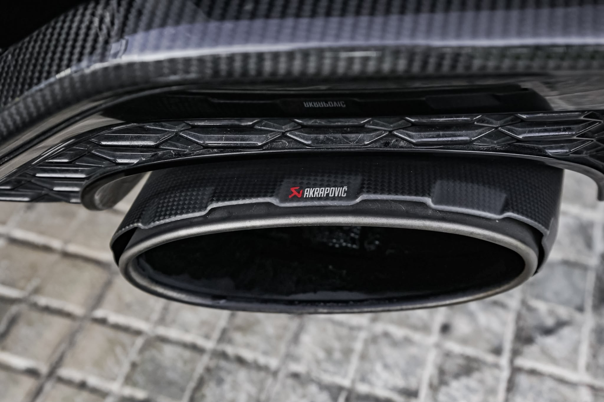 AUDI RS6 AVANT CON FRENOS CERÁMICOS