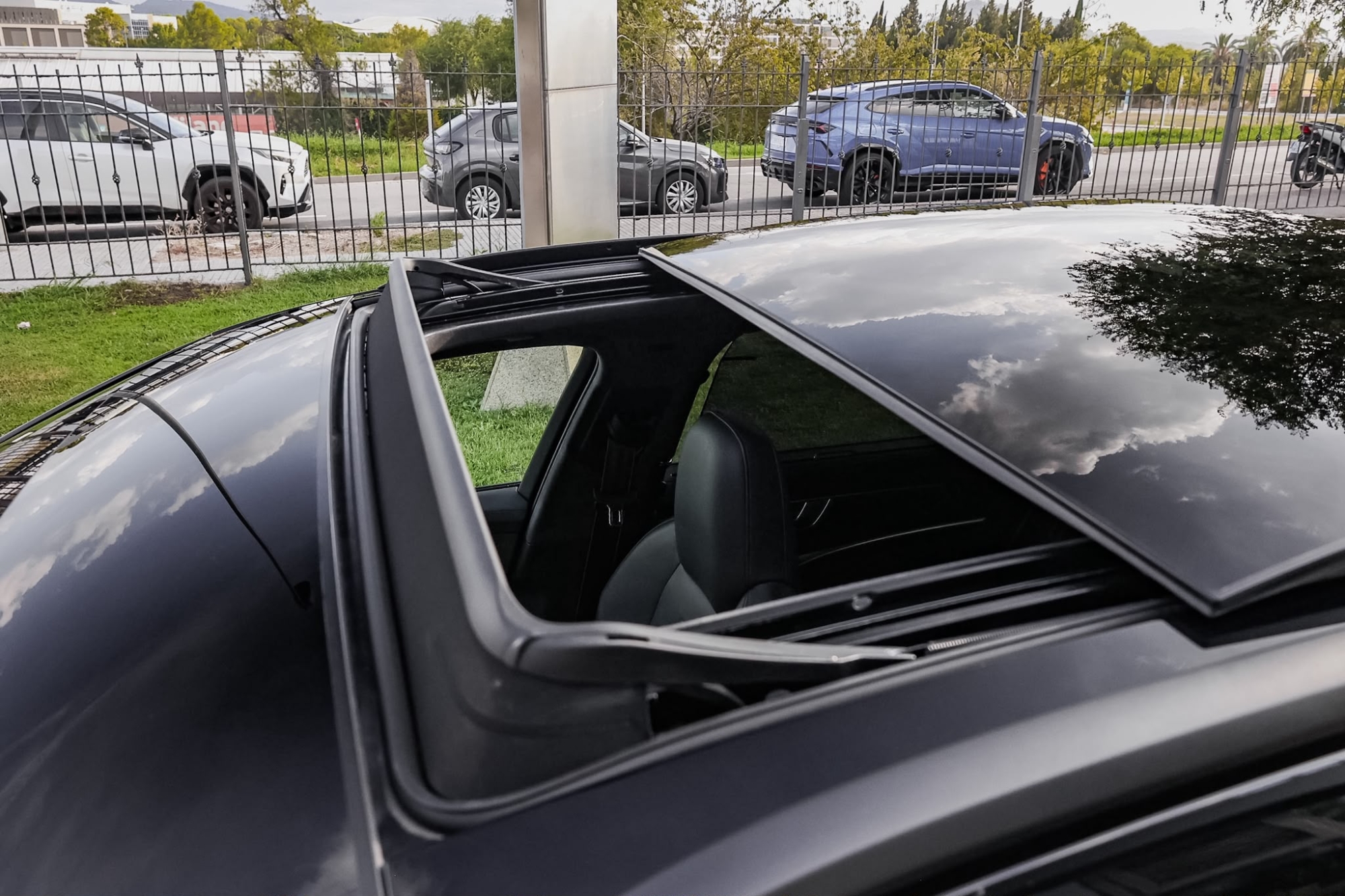 AUDI RS6 AVANT CON FRENOS CERÁMICOS
