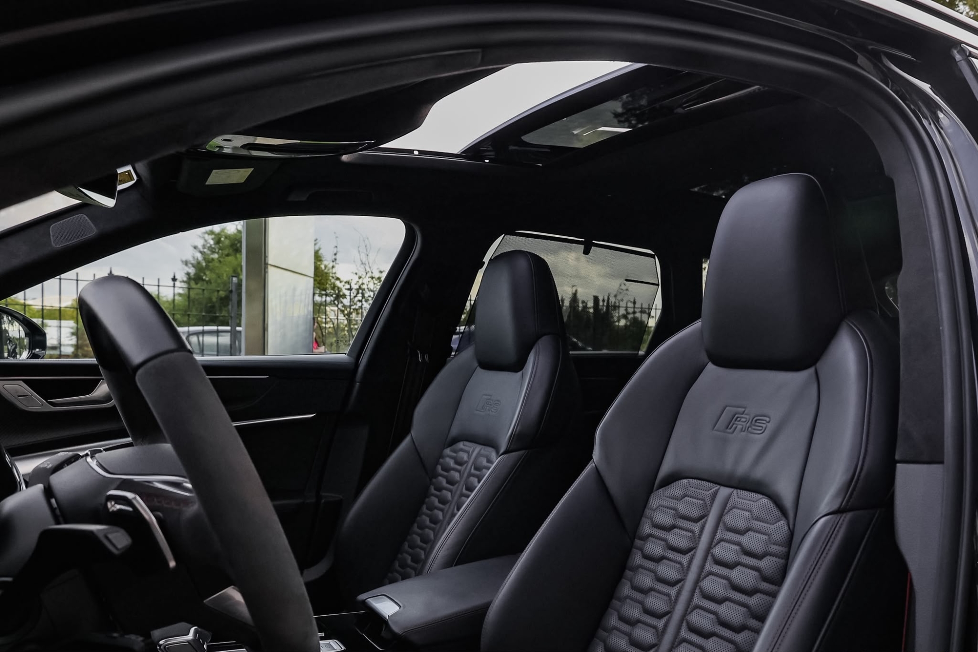 AUDI RS6 AVANT CON FRENOS CERÁMICOS