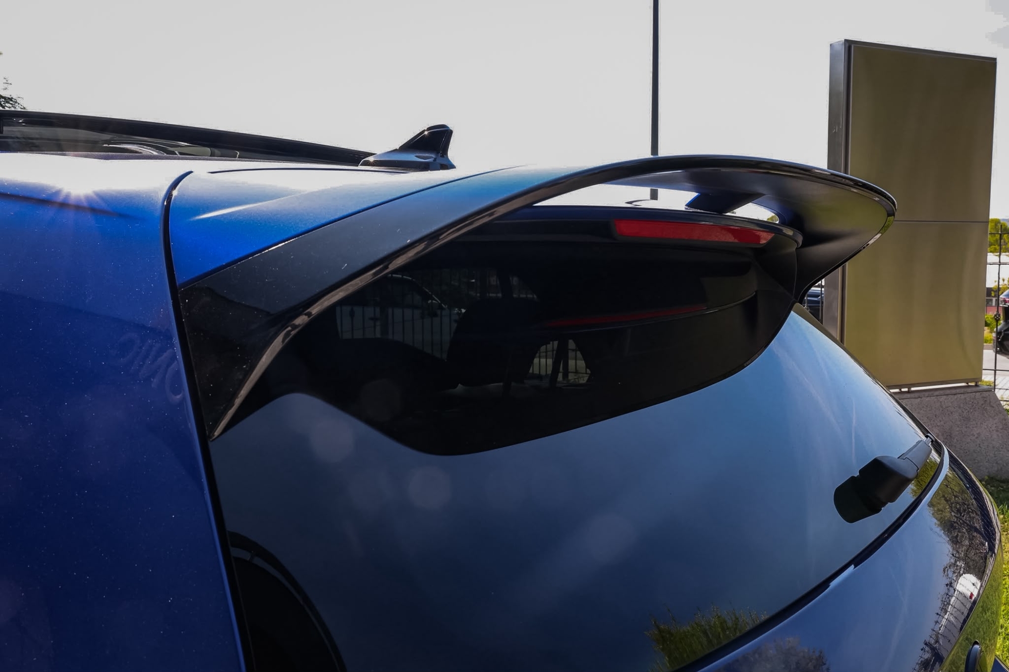 VOLKSWAGEN GOLF R BLACK EDITION