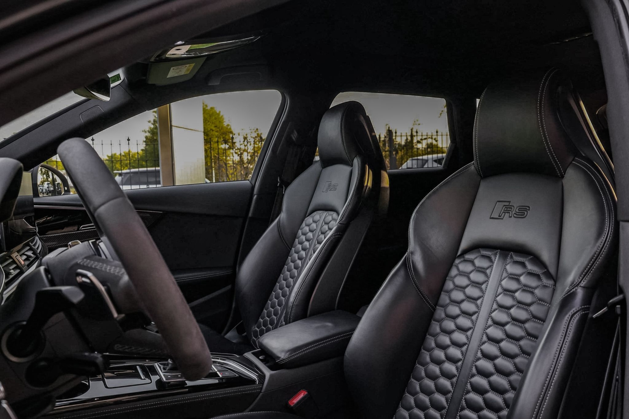 AUDI RS4 AVANT CARBON PACK