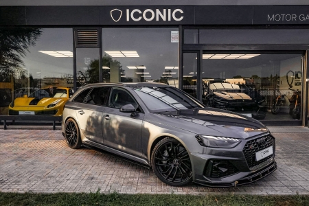 AUDI RS4 AVANT CARBON PACK