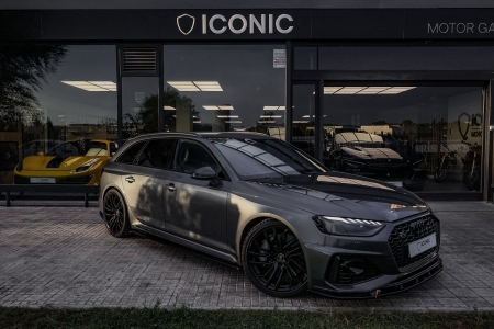 AUDI RS4 AVANT CARBON PACK