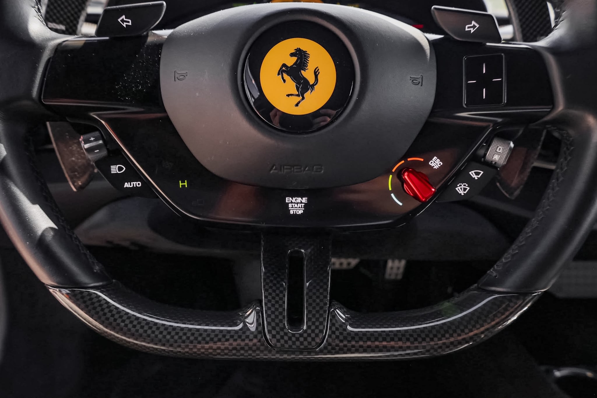 FERRARI SF90 STRADALE ASSETTO FIORANO